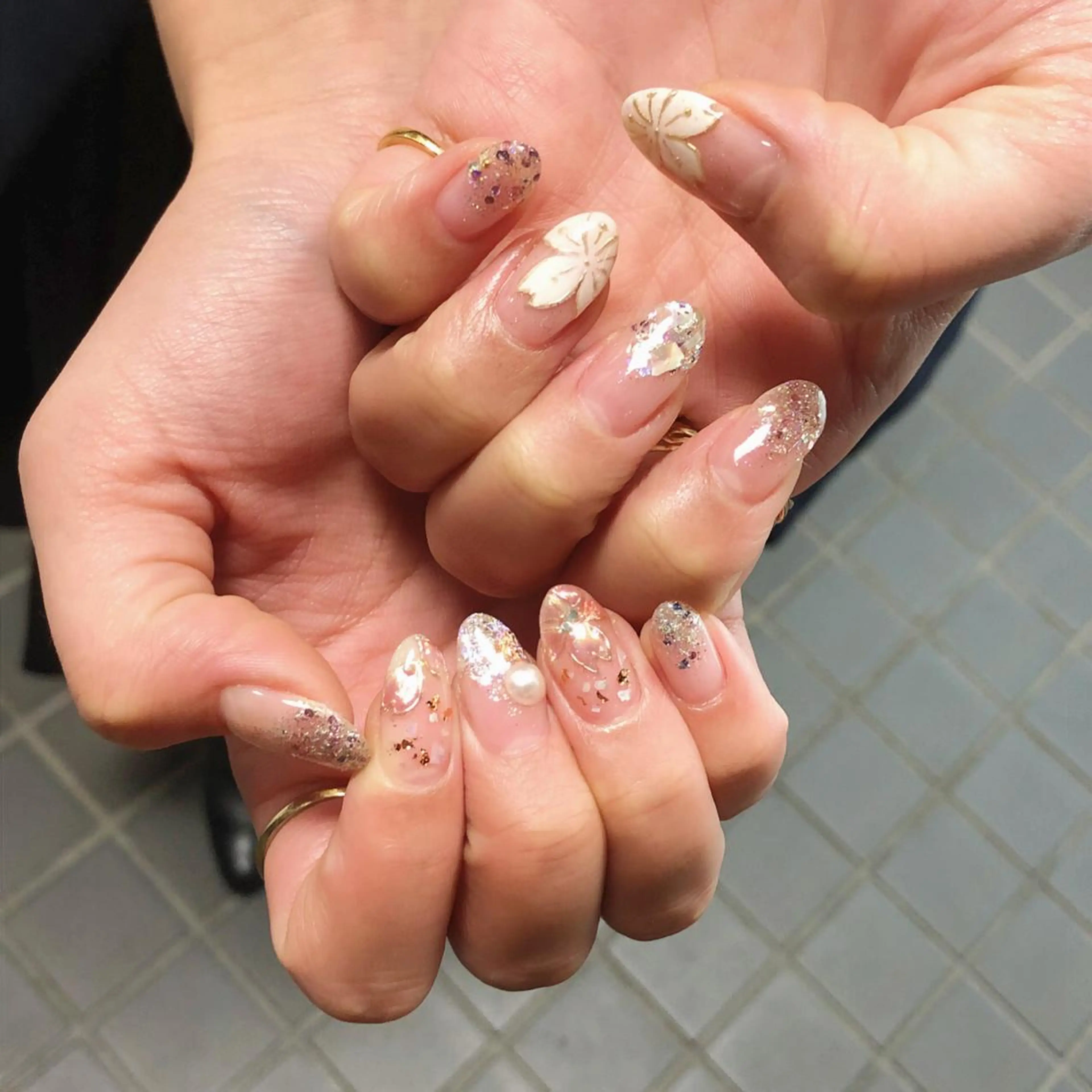 ネイル 桜ネイル ハンドネイル 中牟田 彩水のネイルデザイン