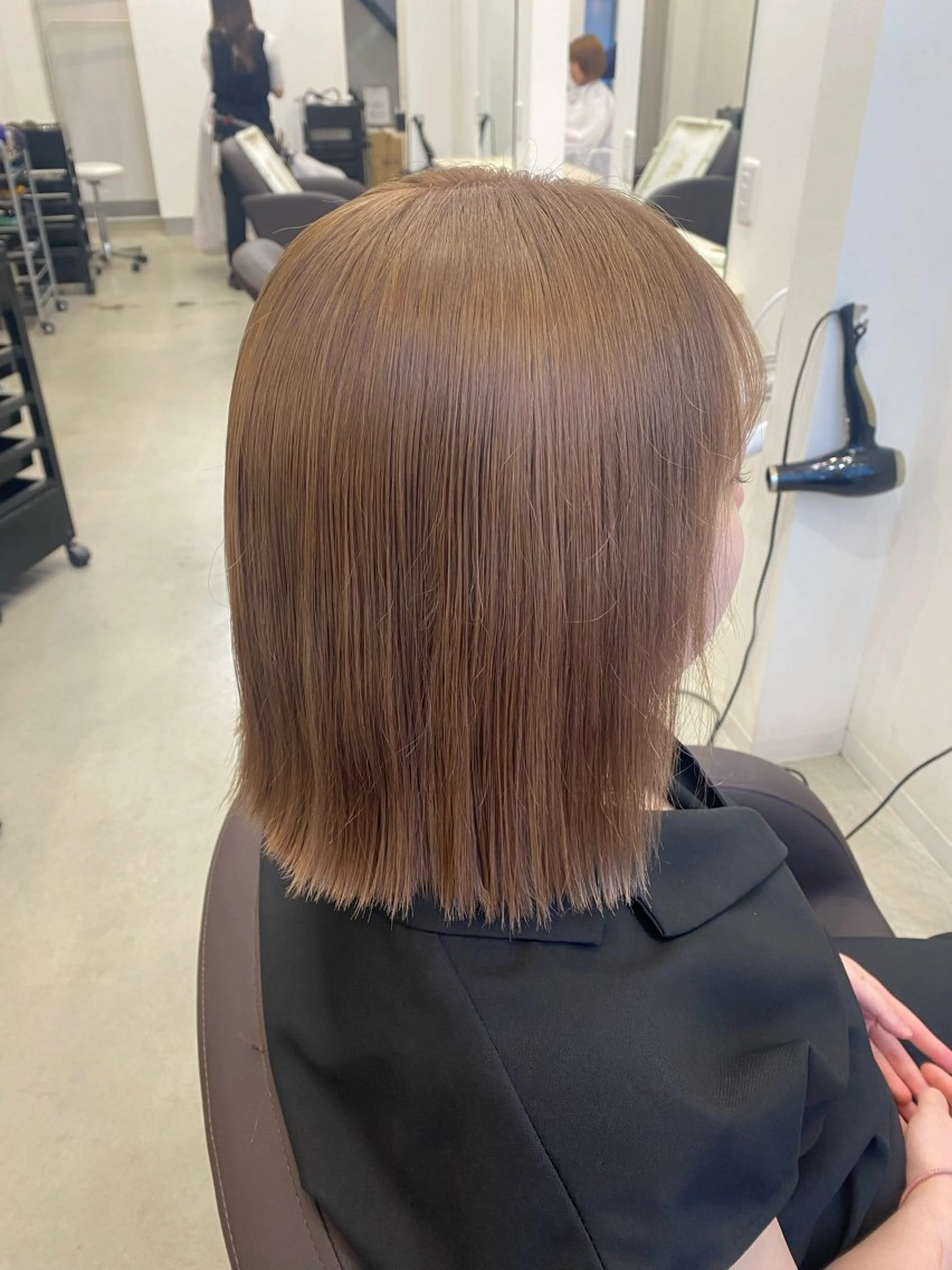 ミディアム ヘアカラー 矢野 心瑛来のヘアスタイル