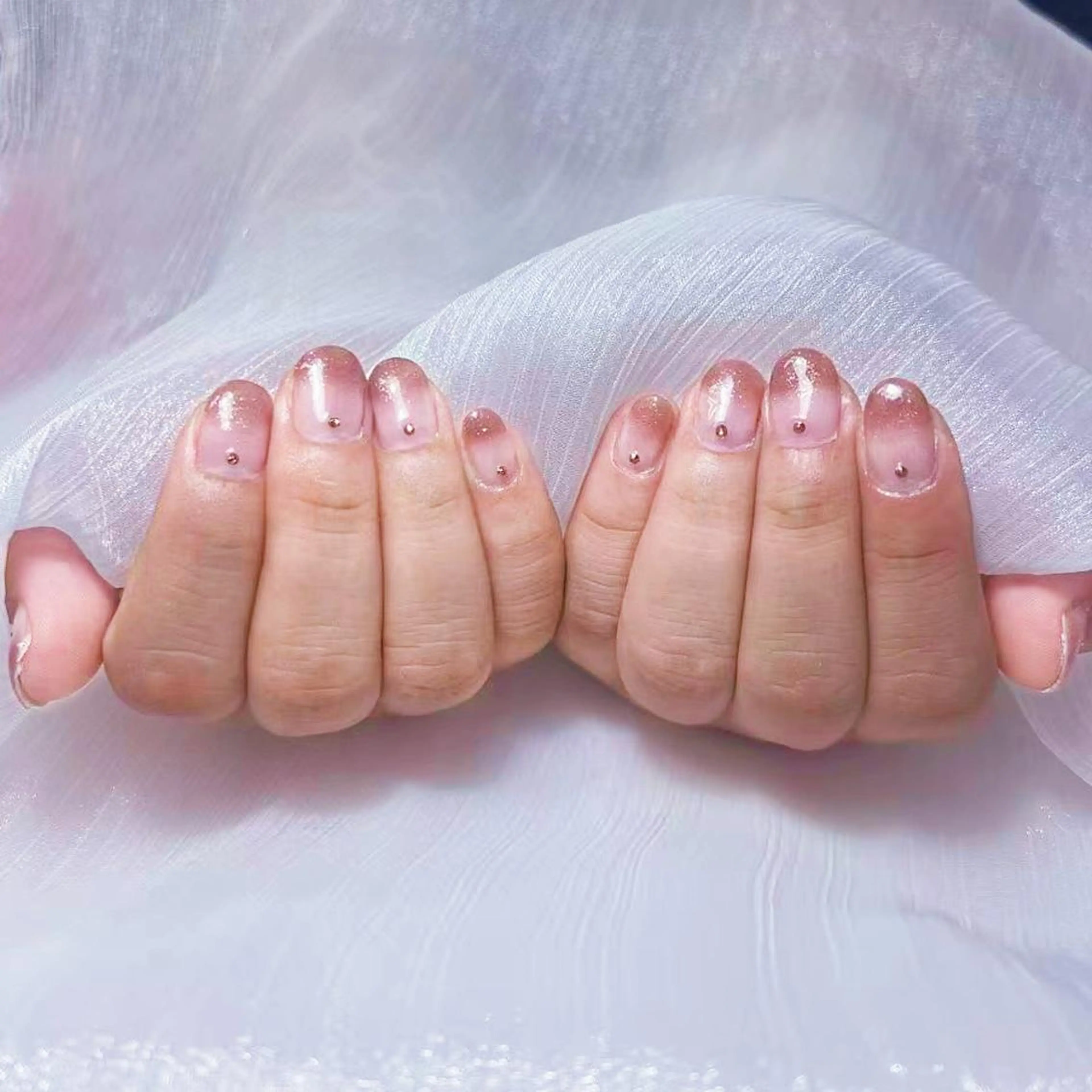 ネイル アートネイル オーロラネイル ガーリー キラキラネイル 韓国ネイル ハンドネイル DIAMOND 💅のネイルデザイン