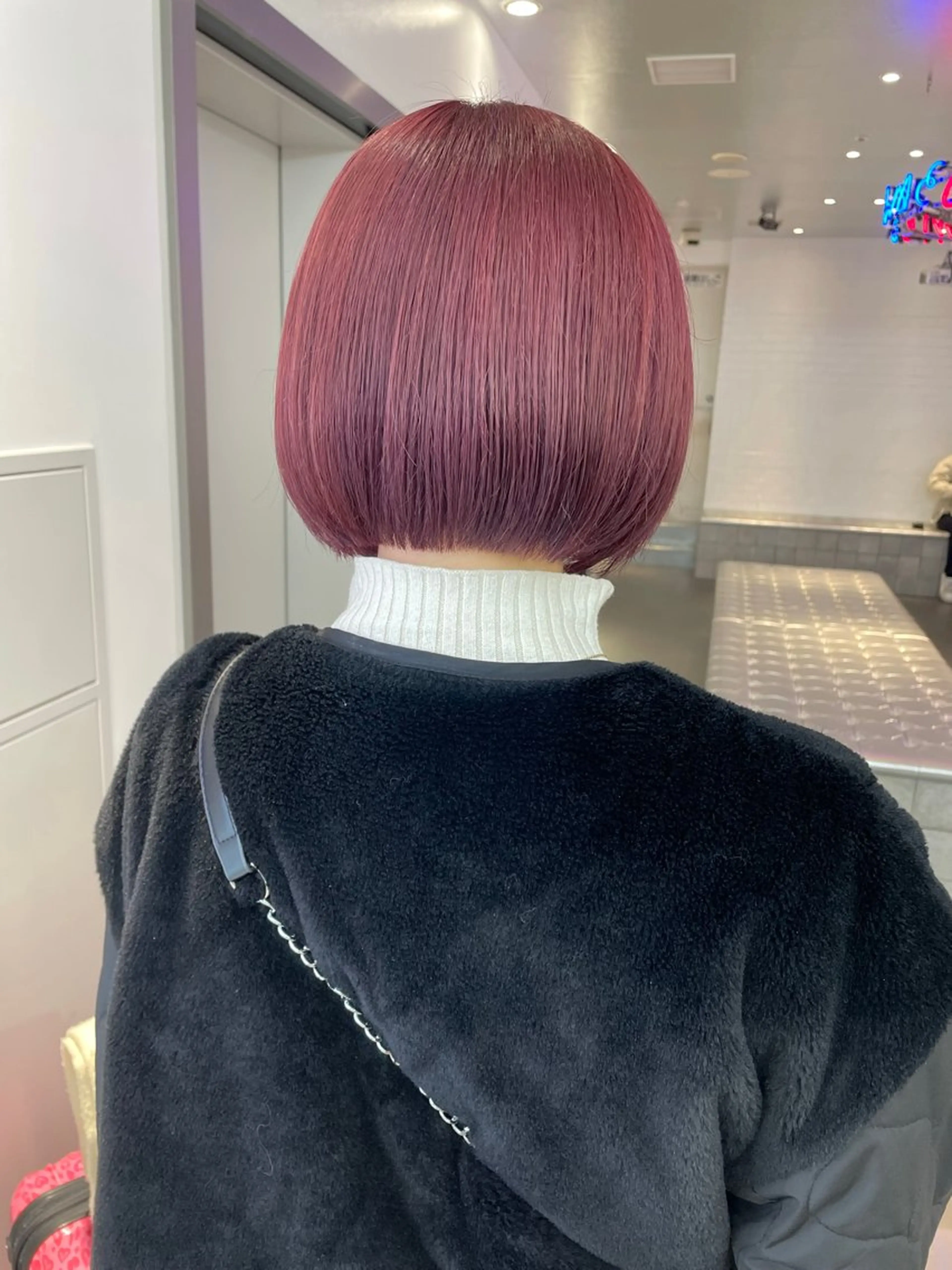 ミディアム カラー ヘアカラー トリートメント 🦄垢抜けボブ特化× 暖色カラー未来🦄のヘアスタイル
