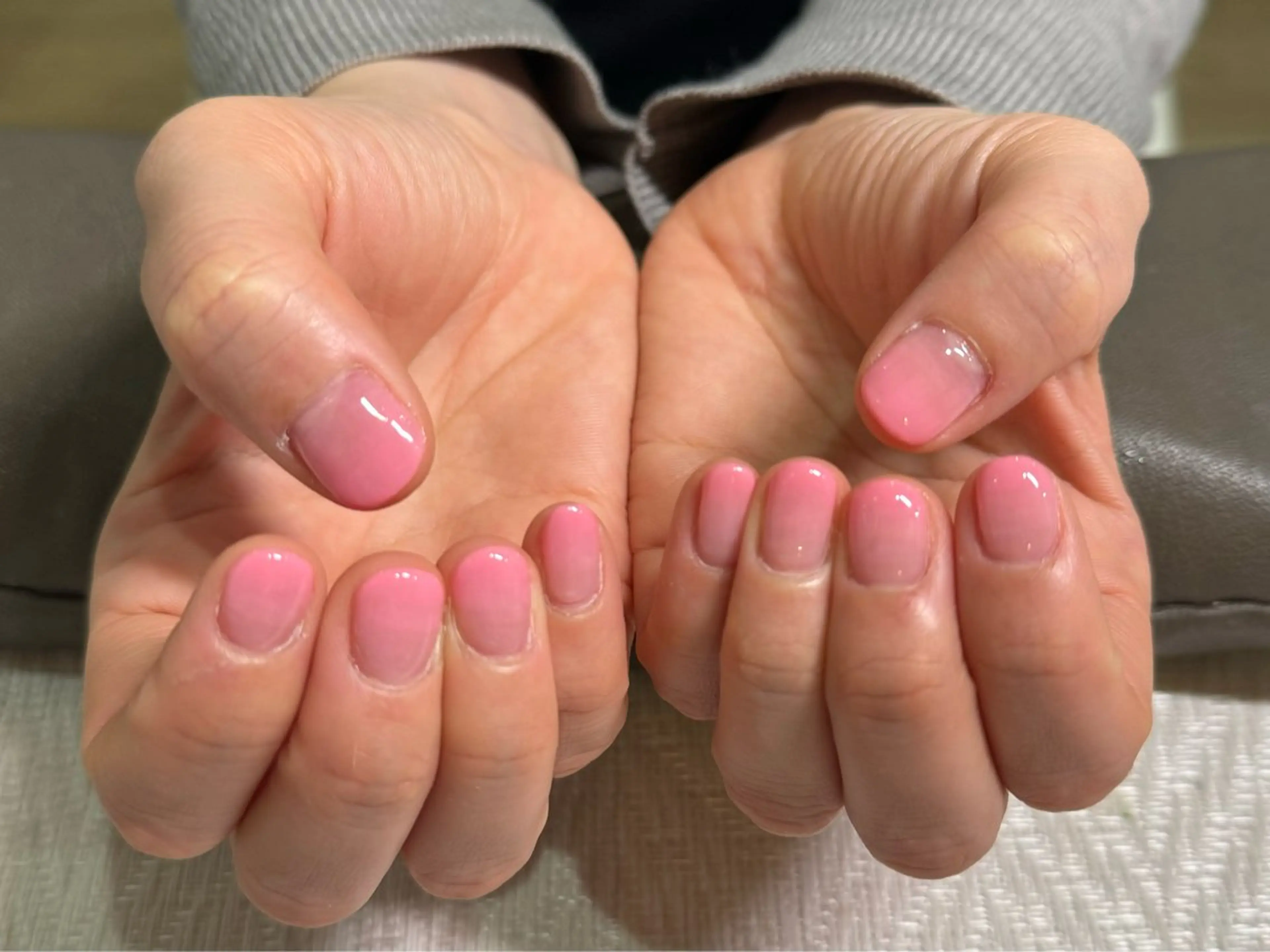 ネイル グラデーション MONICA KARENのネイルデザイン