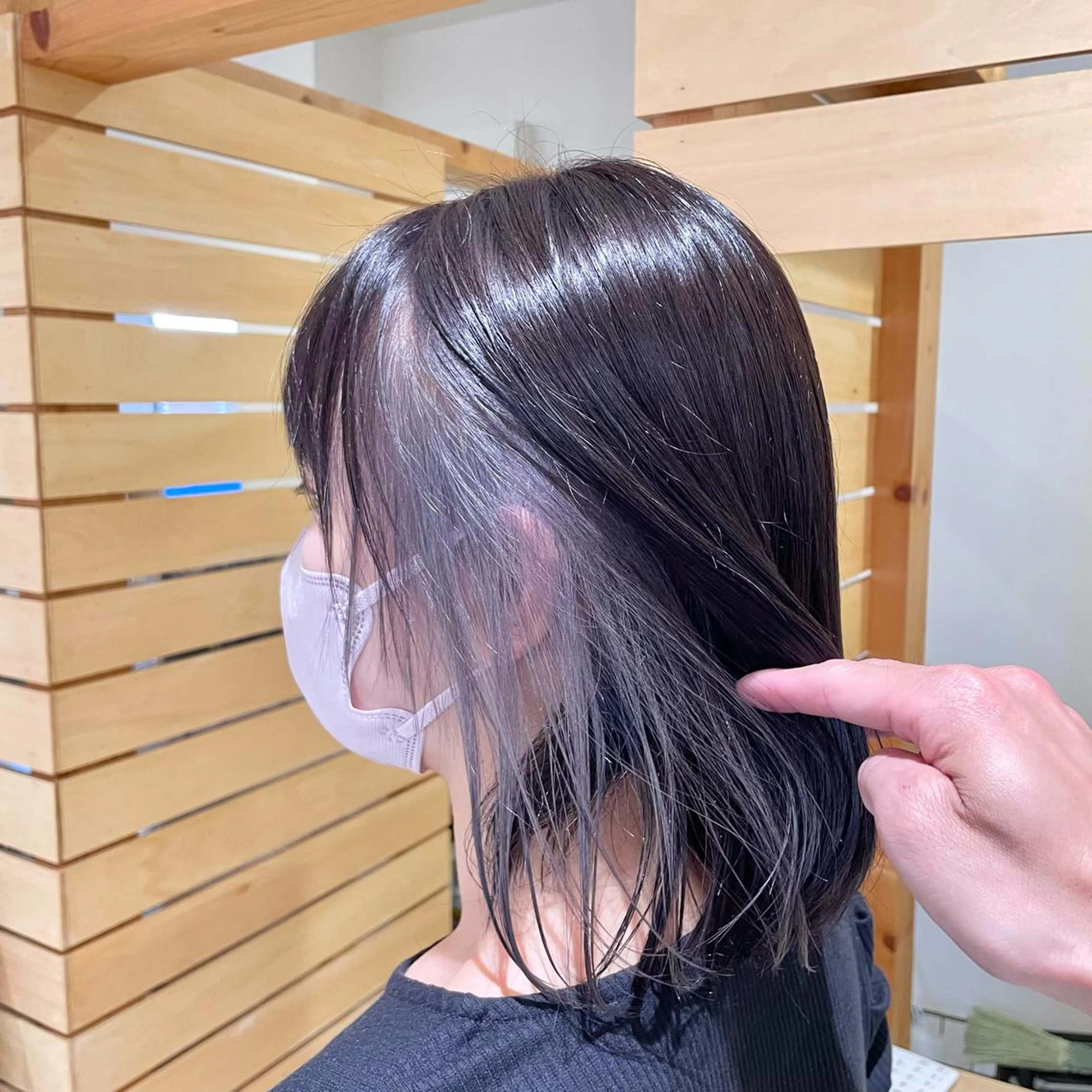 ミディアム カラー ブリーチ ヘアカラー トリートメント RUBEUS【ルベウス】所属・✨艶々カラー🎨 杉本賢人のヘアスタイル
