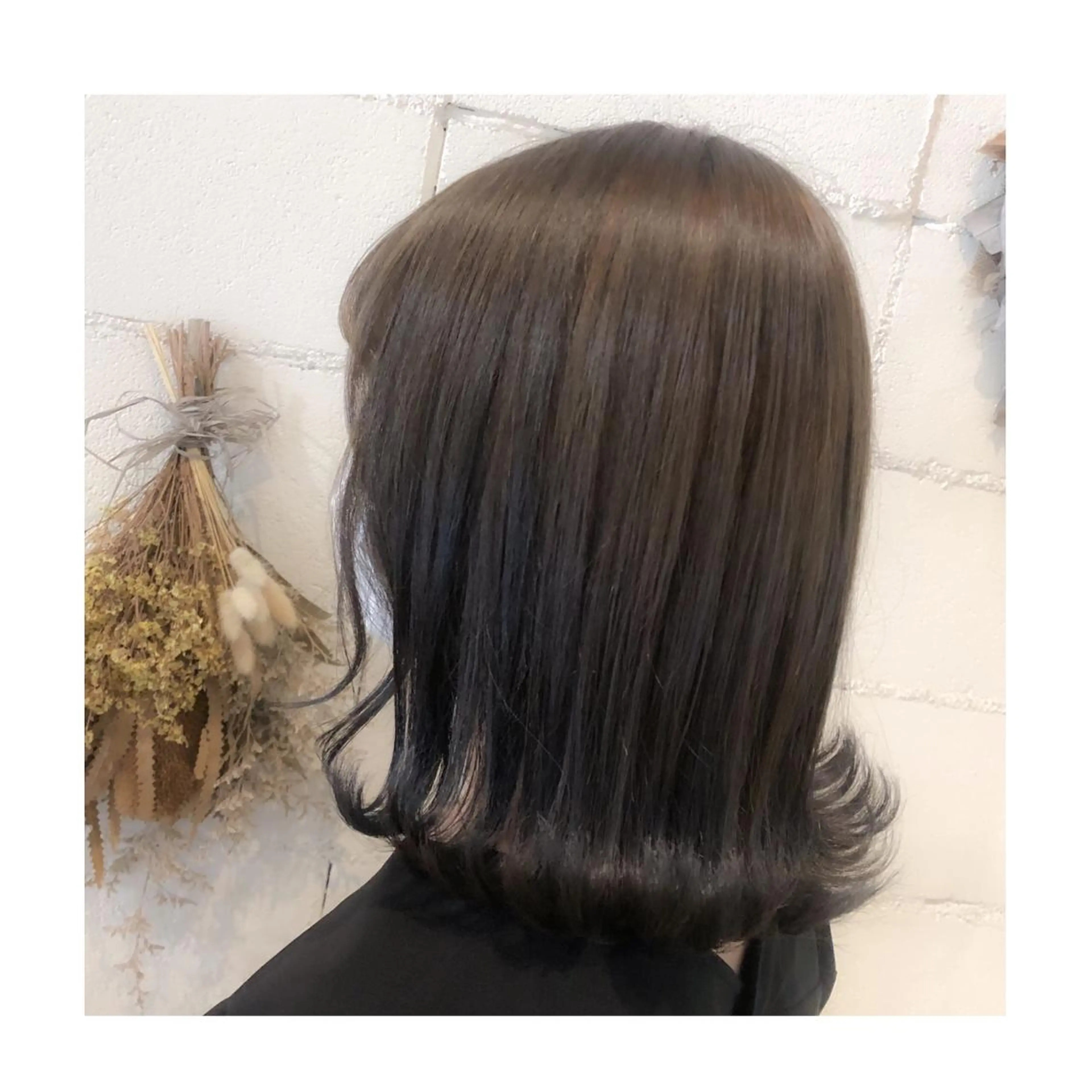 ミディアム 外ハネヘア ヘアカラー トリートメント ❁⃘ ち だ り さ ❁⃘のヘアスタイル