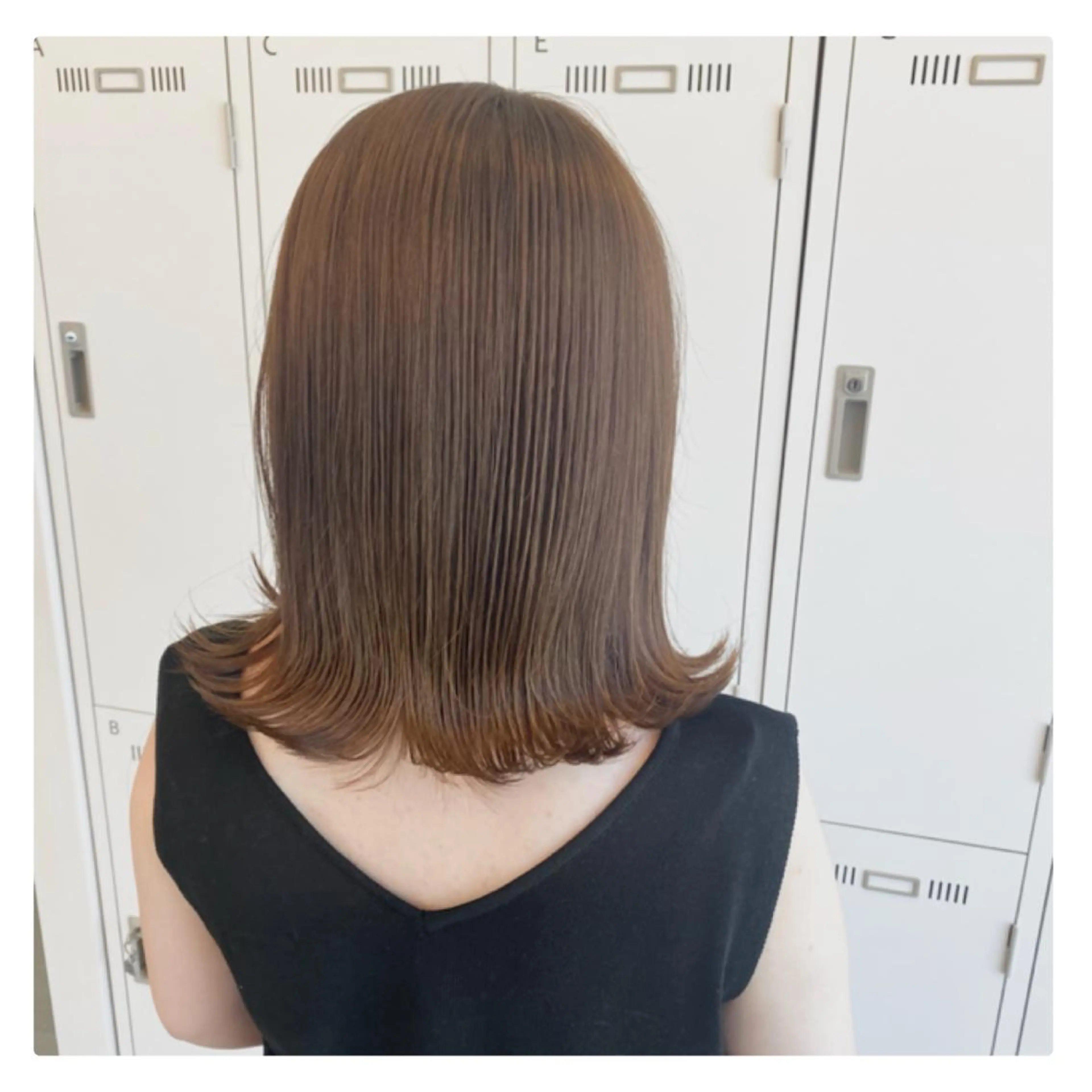 ミディアム カラー カット ヘアカラー トリートメント YUNA ユウナのヘアスタイル
