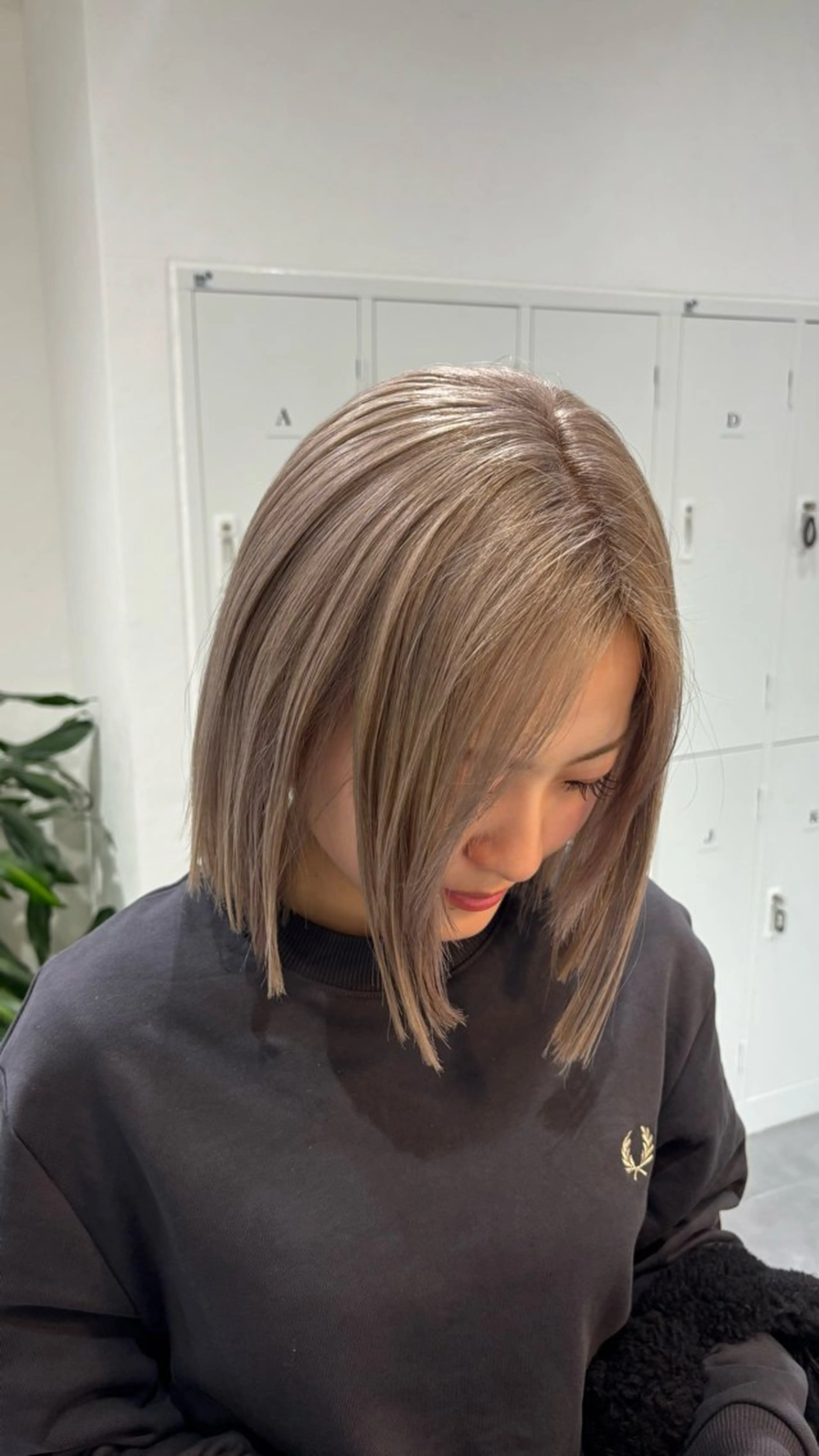 ミディアム ボブ CIERA.南船場所属・yuna🧡/心斎橋 ハイトーン/ブリーチのヘアスタイル
