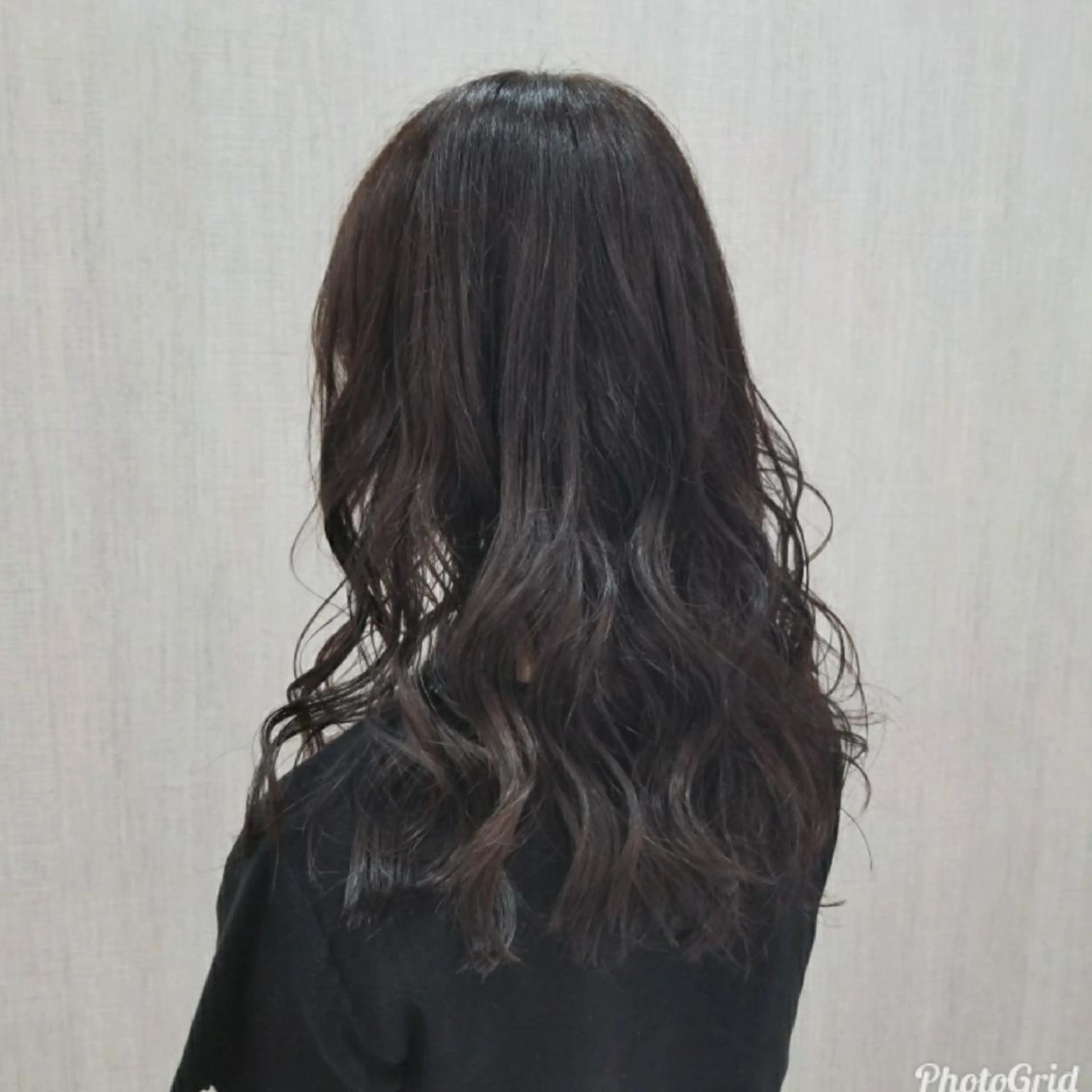 セミロング カット ヘアカラー トリートメント 顔周りレイヤーカット 髪質改善代表西村功平のヘアスタイル