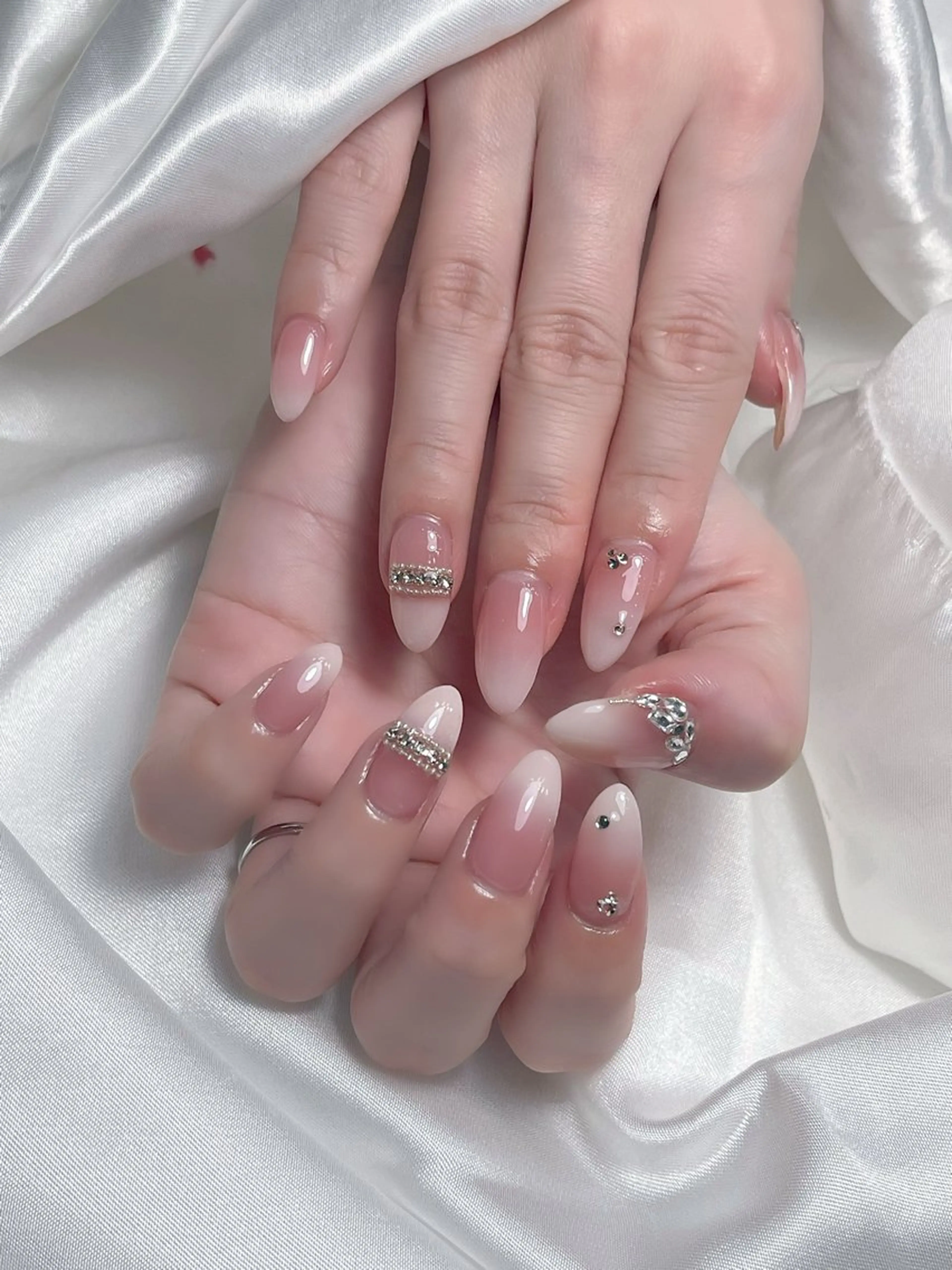 ネイル ハンドネイル LEELA NAIL STUDIO所属・LEELA NAIL STUDIOのネイルデザイン