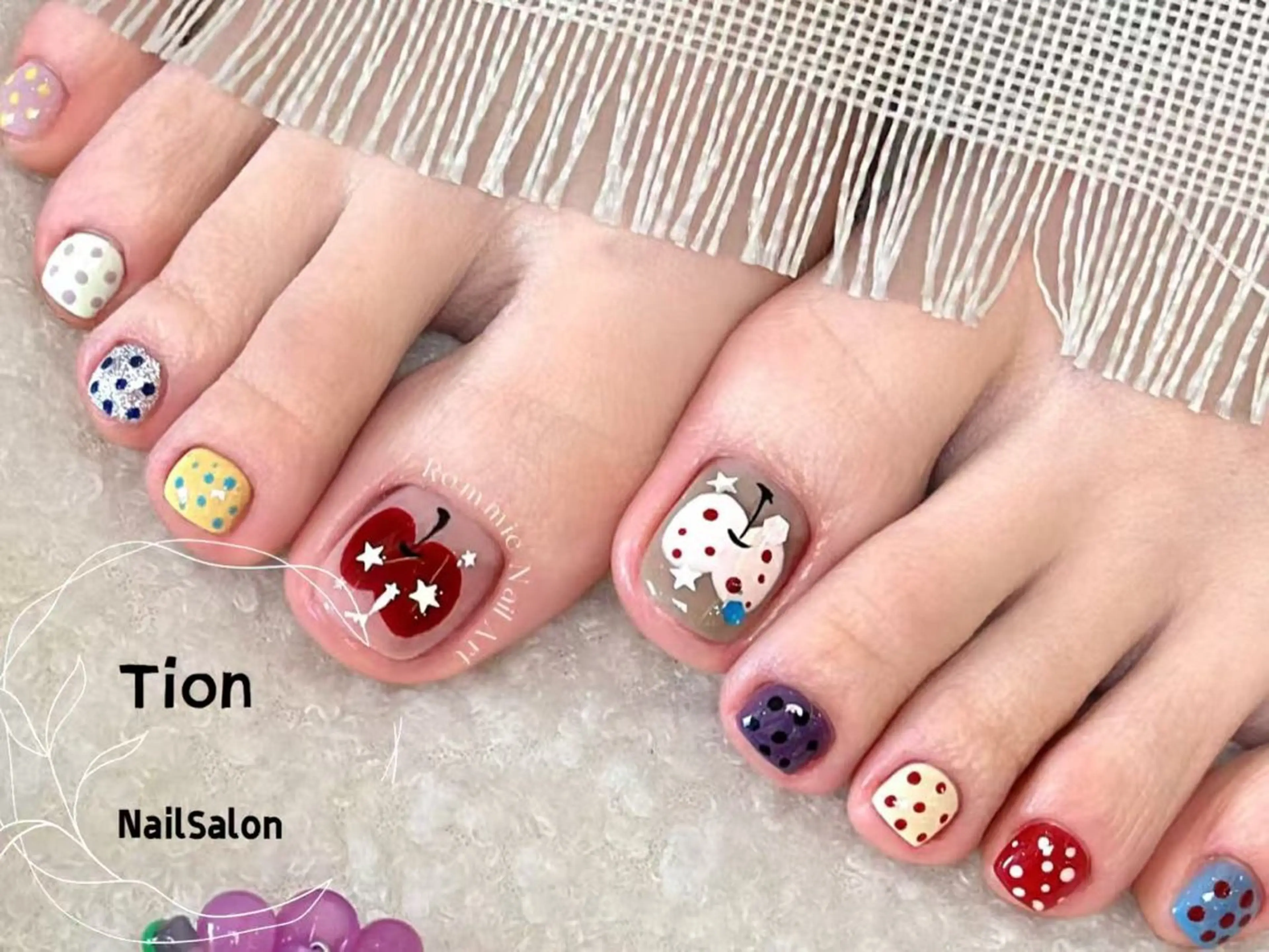 ネイル チークネイル 長さ出し フットネイル フレンチネイル ジェルネイル Nailsalon Tion武蔵小杉店のネイルデザイン