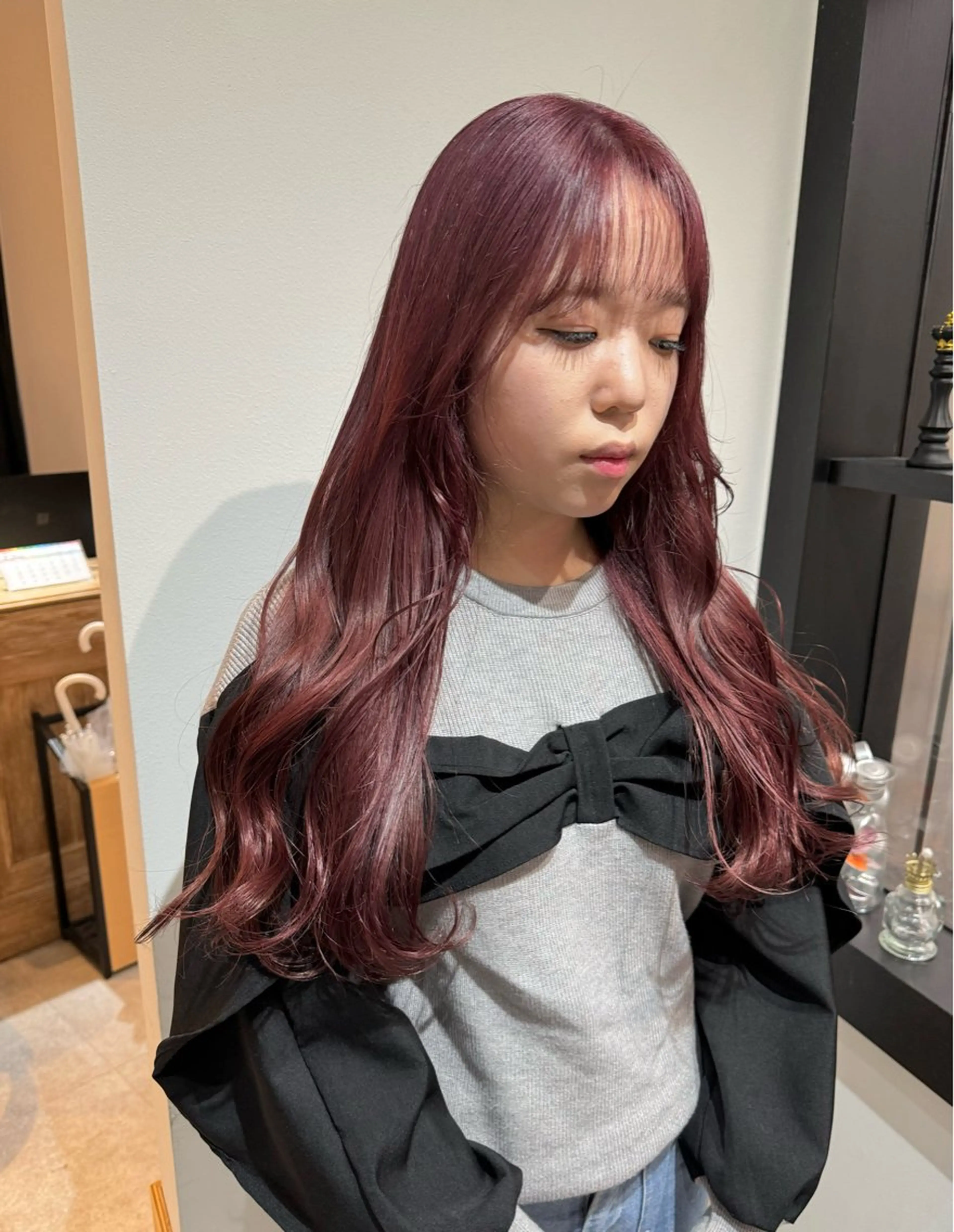 ロング ヘアカラー トリートメント Juri 暖色/ツヤ感カラーのヘアスタイル