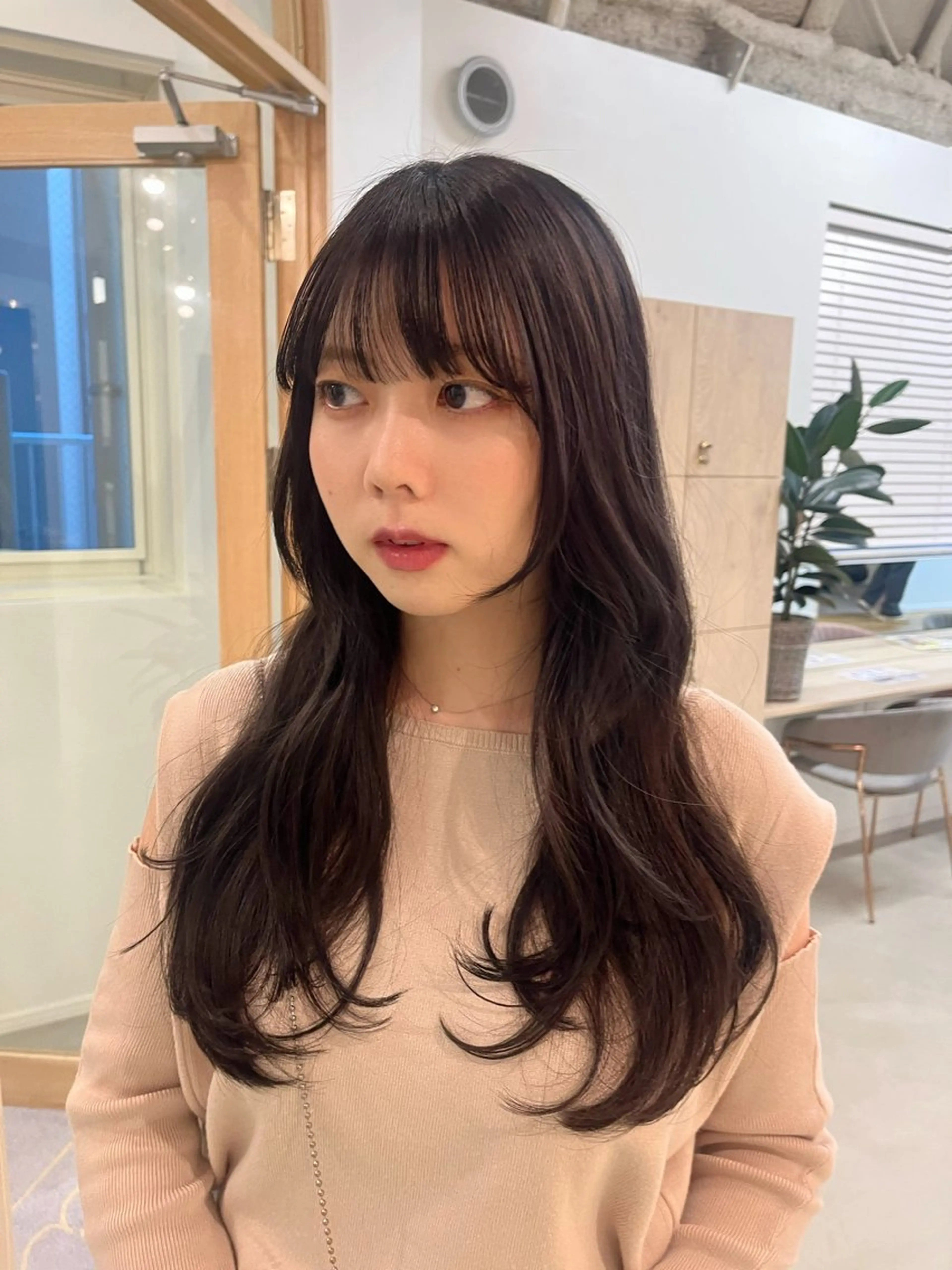 ロング カット ヘアカラー トリートメント marino/ カラー/顔周りカットのヘアスタイル
