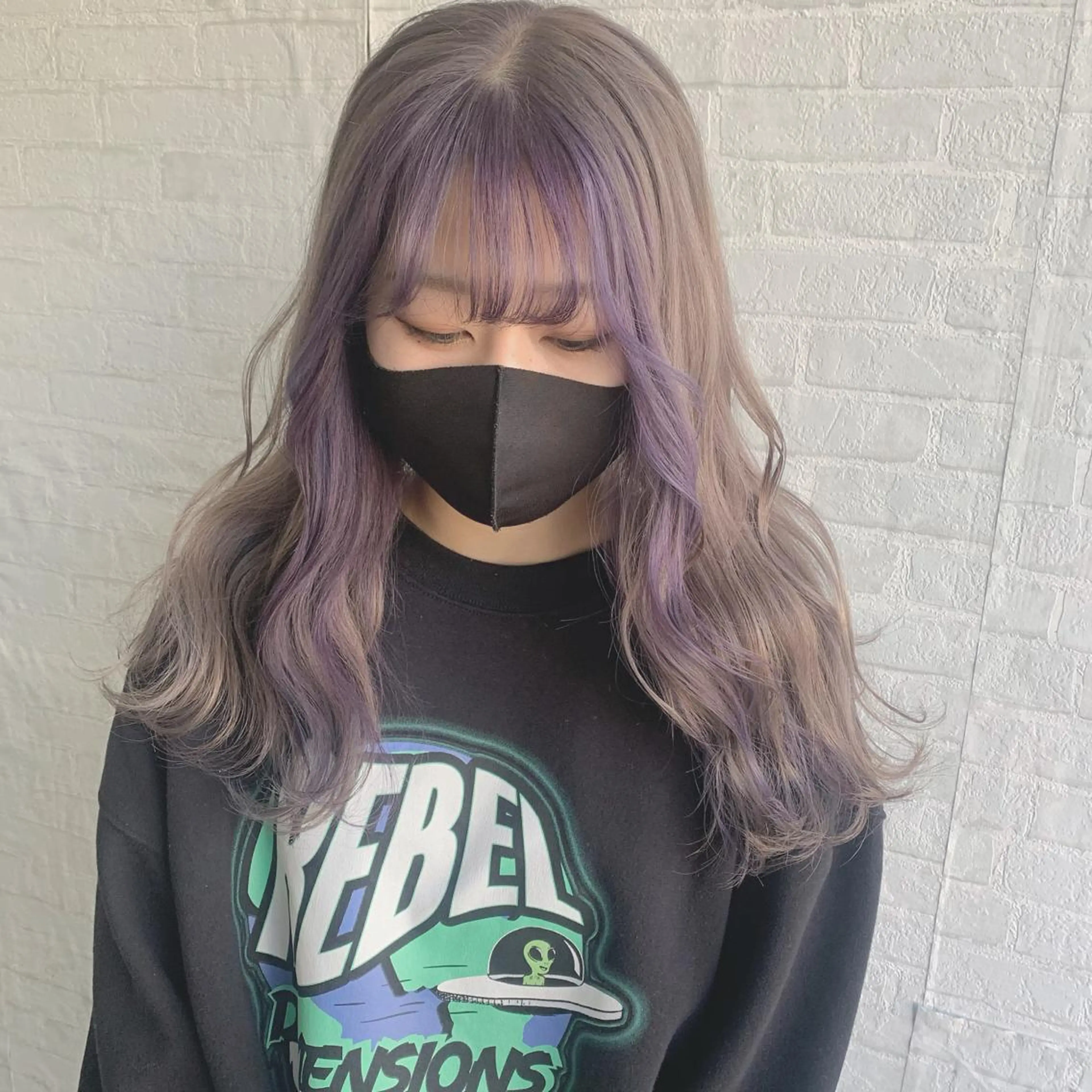 ロング カラー ミストバング  フェイスフレーミング ラベンダーカラー ヘアカラー 袴田 伊代のヘアスタイル