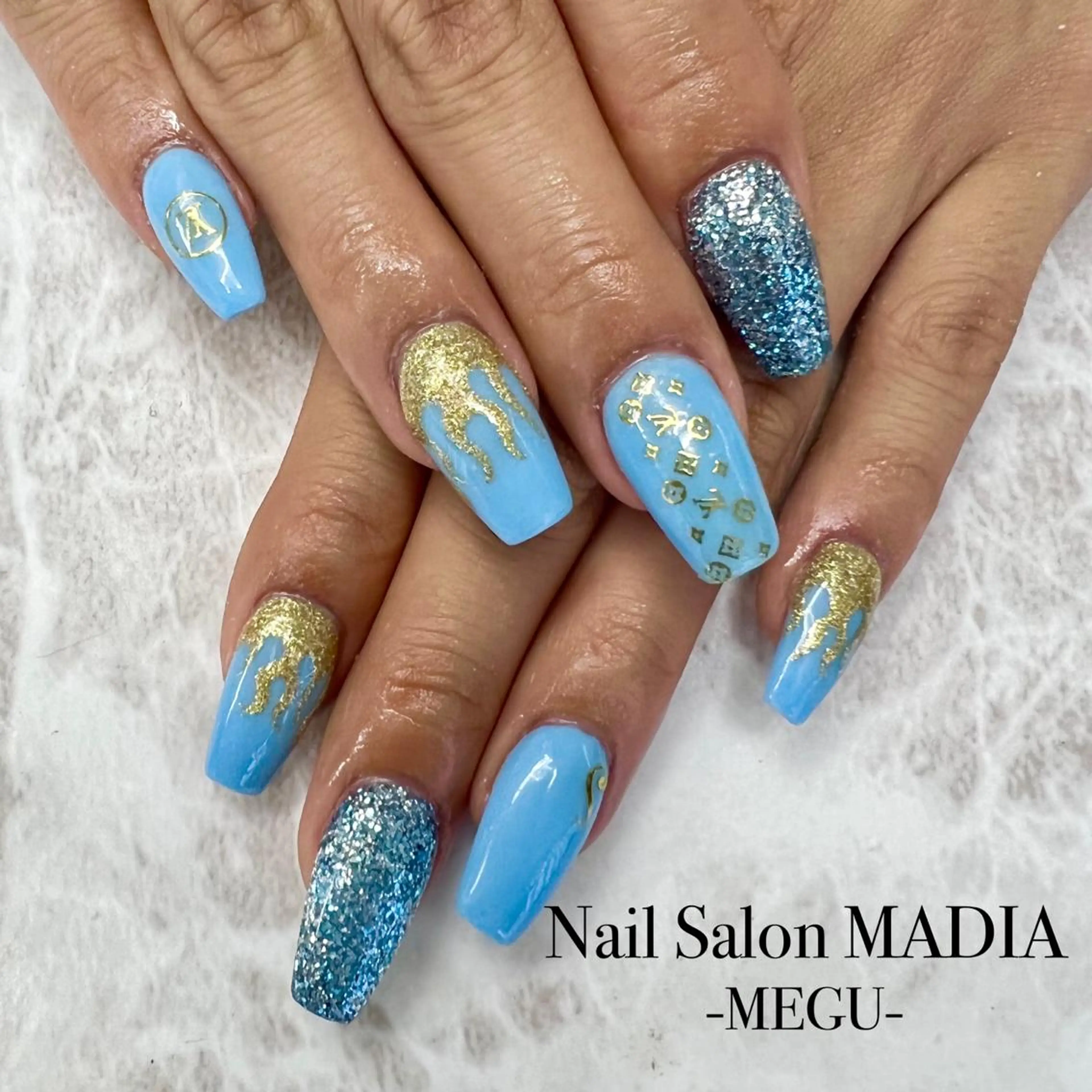 ネイル MADIA藤沢所属・MADIA MEGUのネイルデザイン