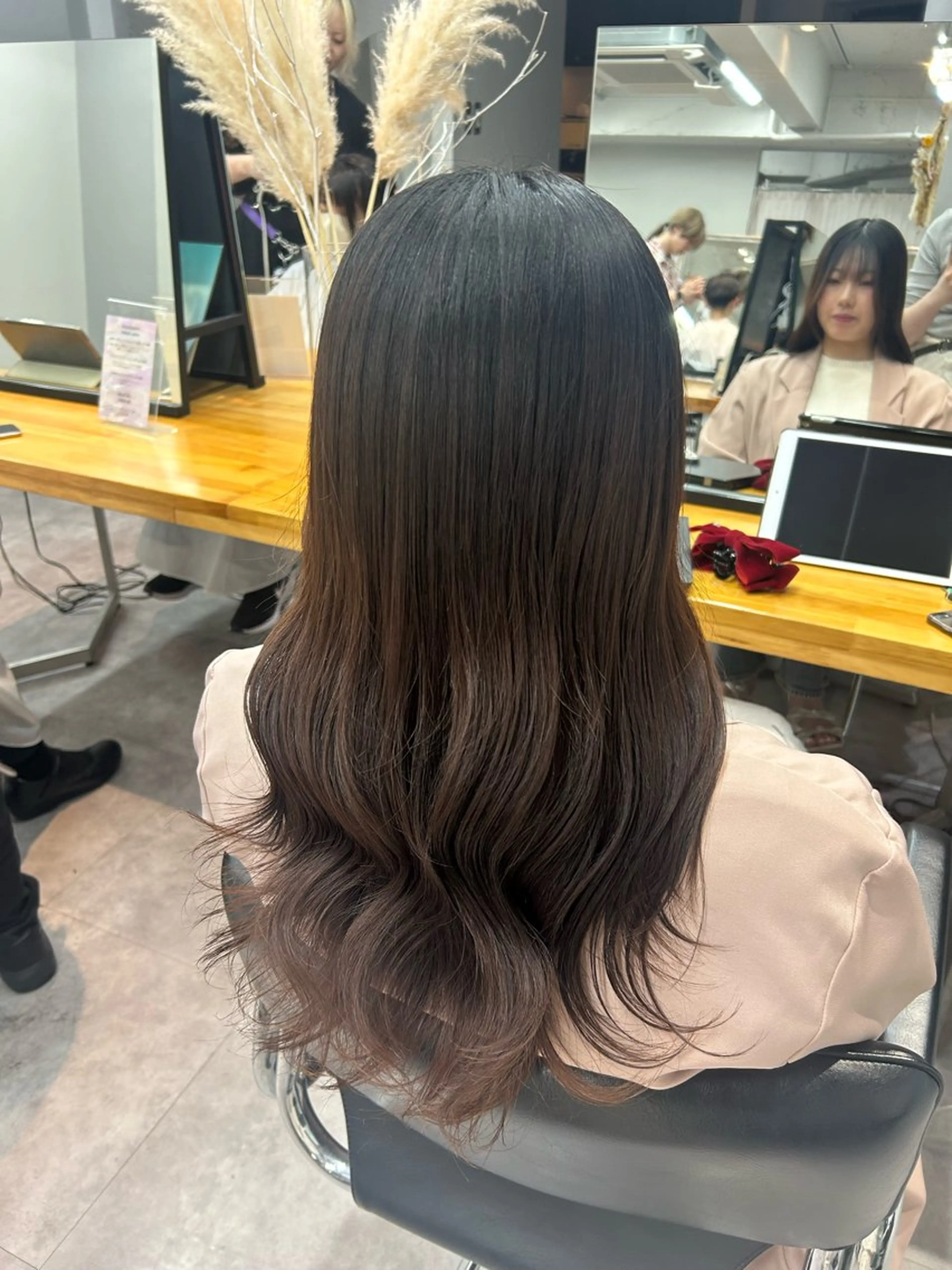 ロング 池袋🫧mio🫧 透明感ワンカラー🫧のヘアスタイル