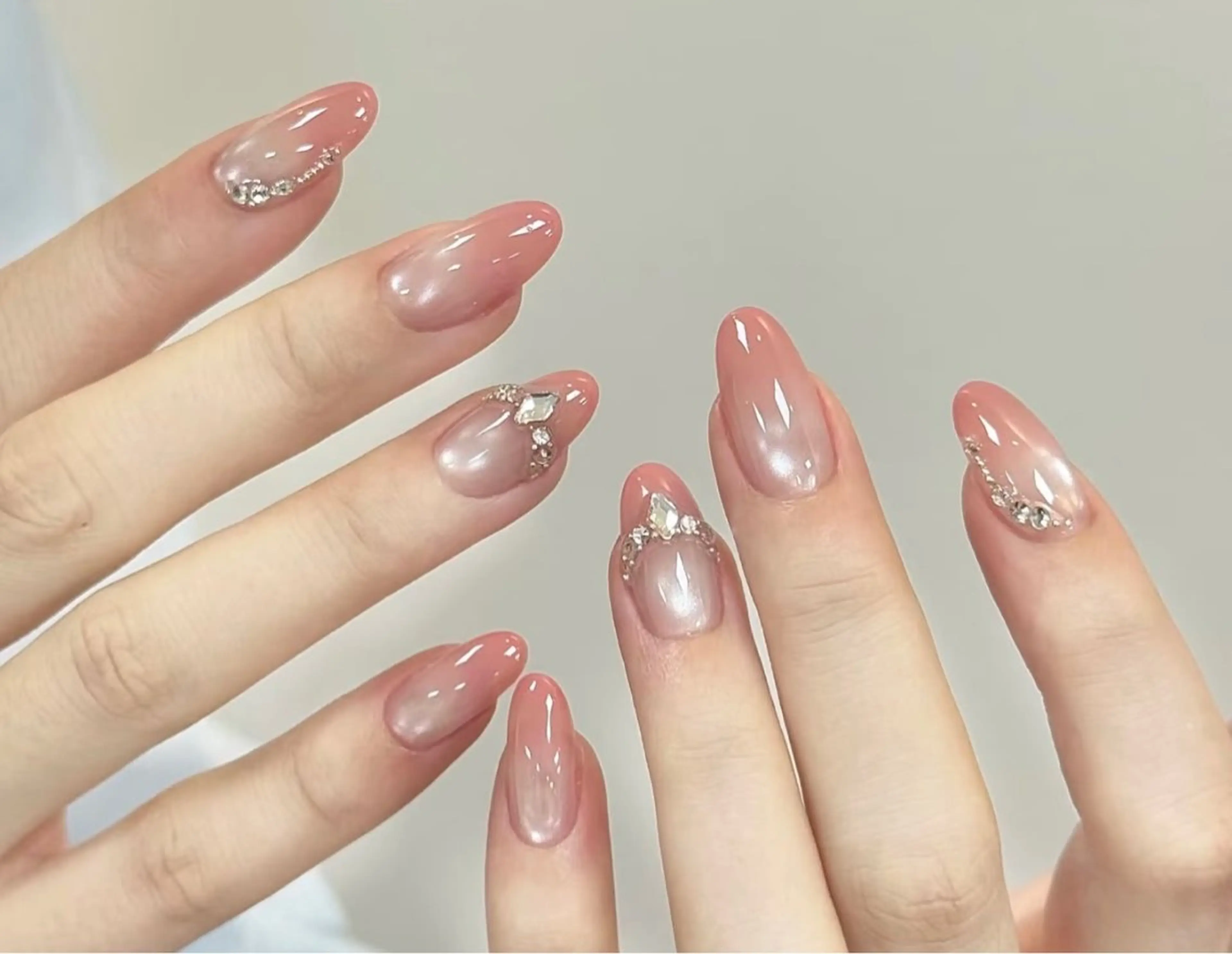 ネイル フレンチネイル ガーリー ガラスフレンチ 韓国ネイル ロングネイル ハンドネイル Venusパラジェル 長さだし専門店のネイルデザイン