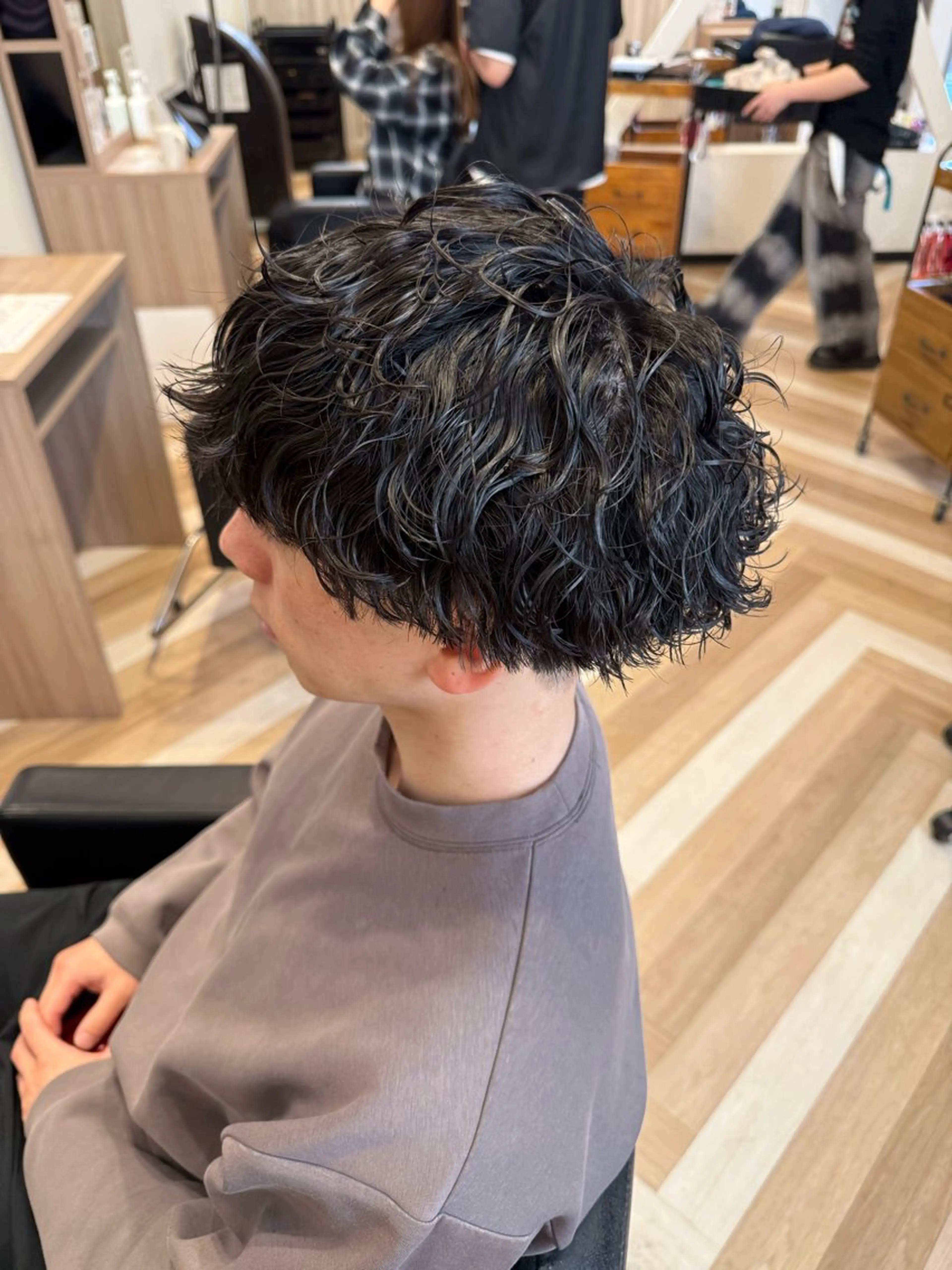 パーマ メンズ メンズパーマ 波巻きパーマ スパイラルパーマ カット パーマ 剣持 快吏ARISEのヘアスタイル