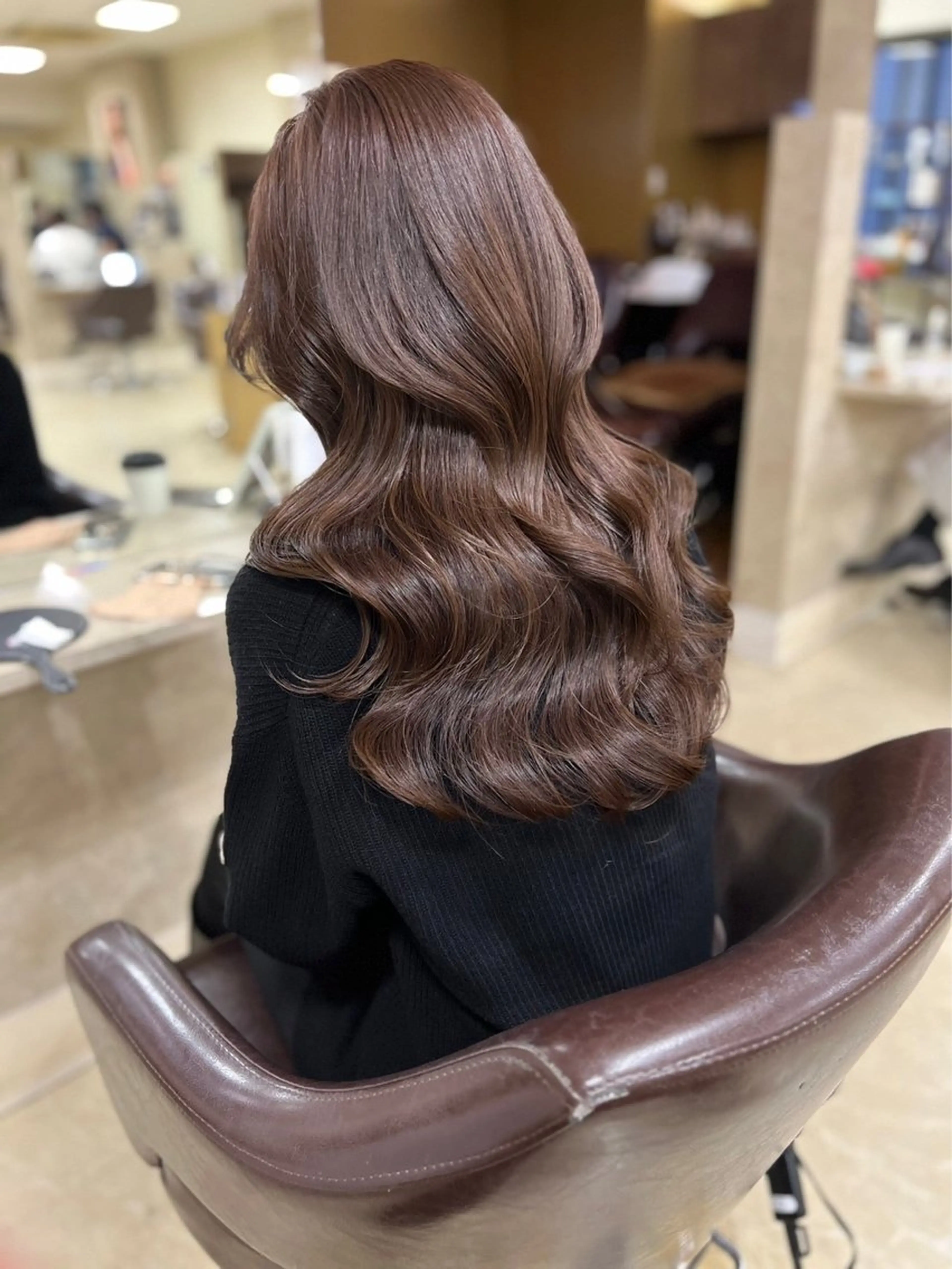 ロング カラー ベージュカラー ブラウンカラー 透明感カラー 髪質改善 ヘアカラー トリートメント olino/西田辺 エフェクトブリーチのヘアスタイル