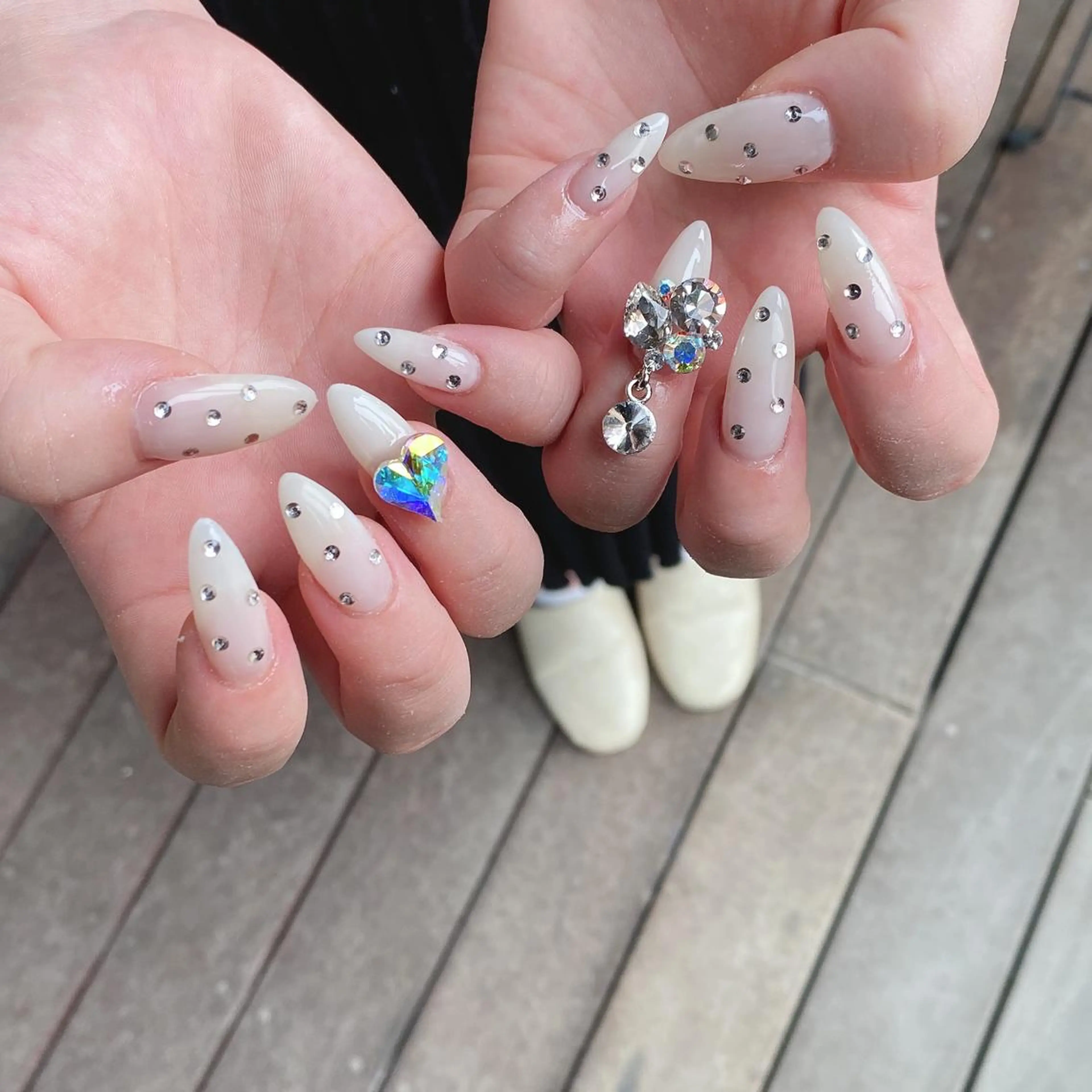 ネイル 菅 恵奈のネイルデザイン