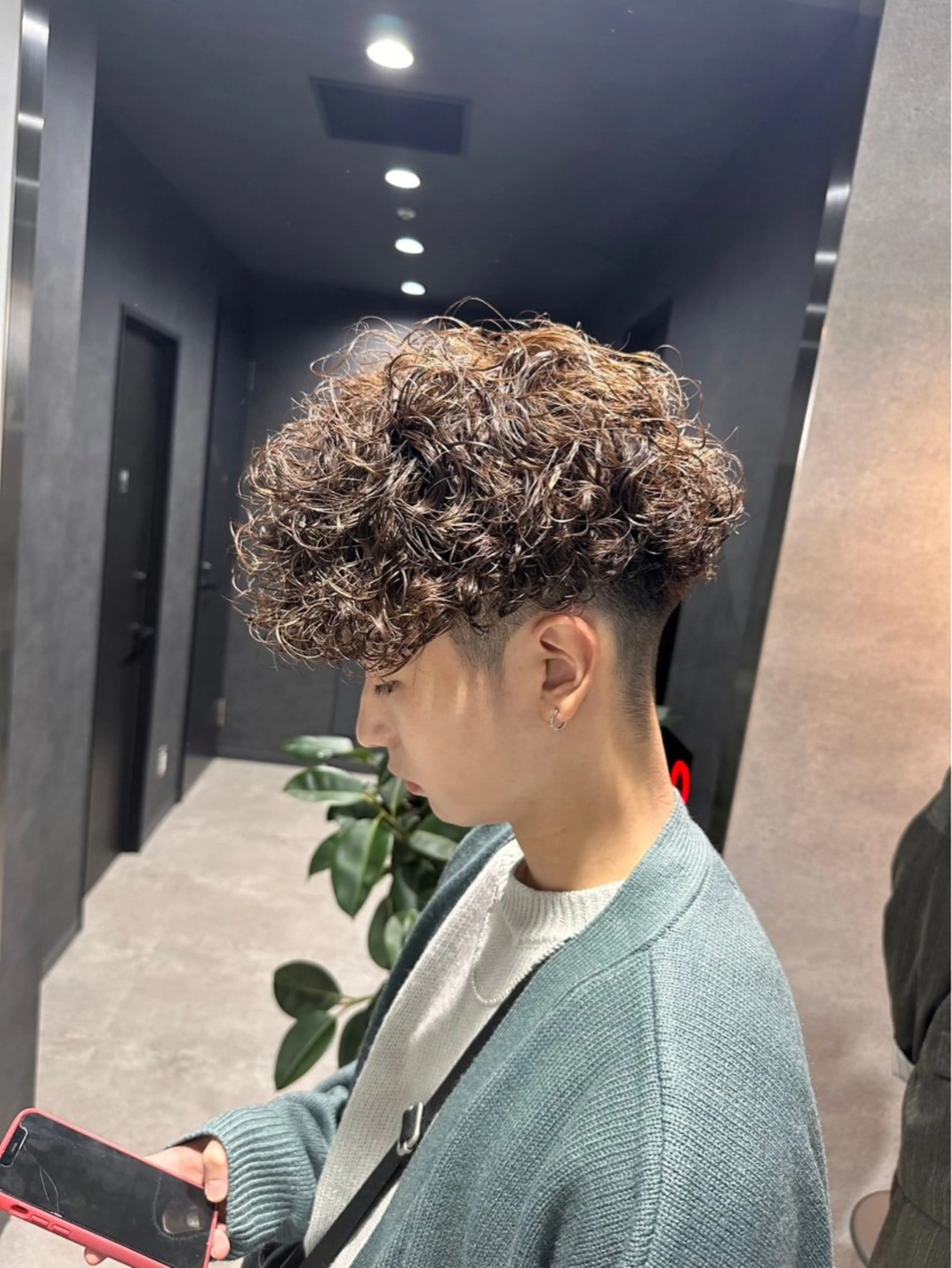 パーマ メンズ メンズハイライト メンズパーマ ツイストスパイラルパーマ 波巻きパーマ ニュアンスパーマ 🔥 メンズ 特化🔥RAIのヘアスタイル