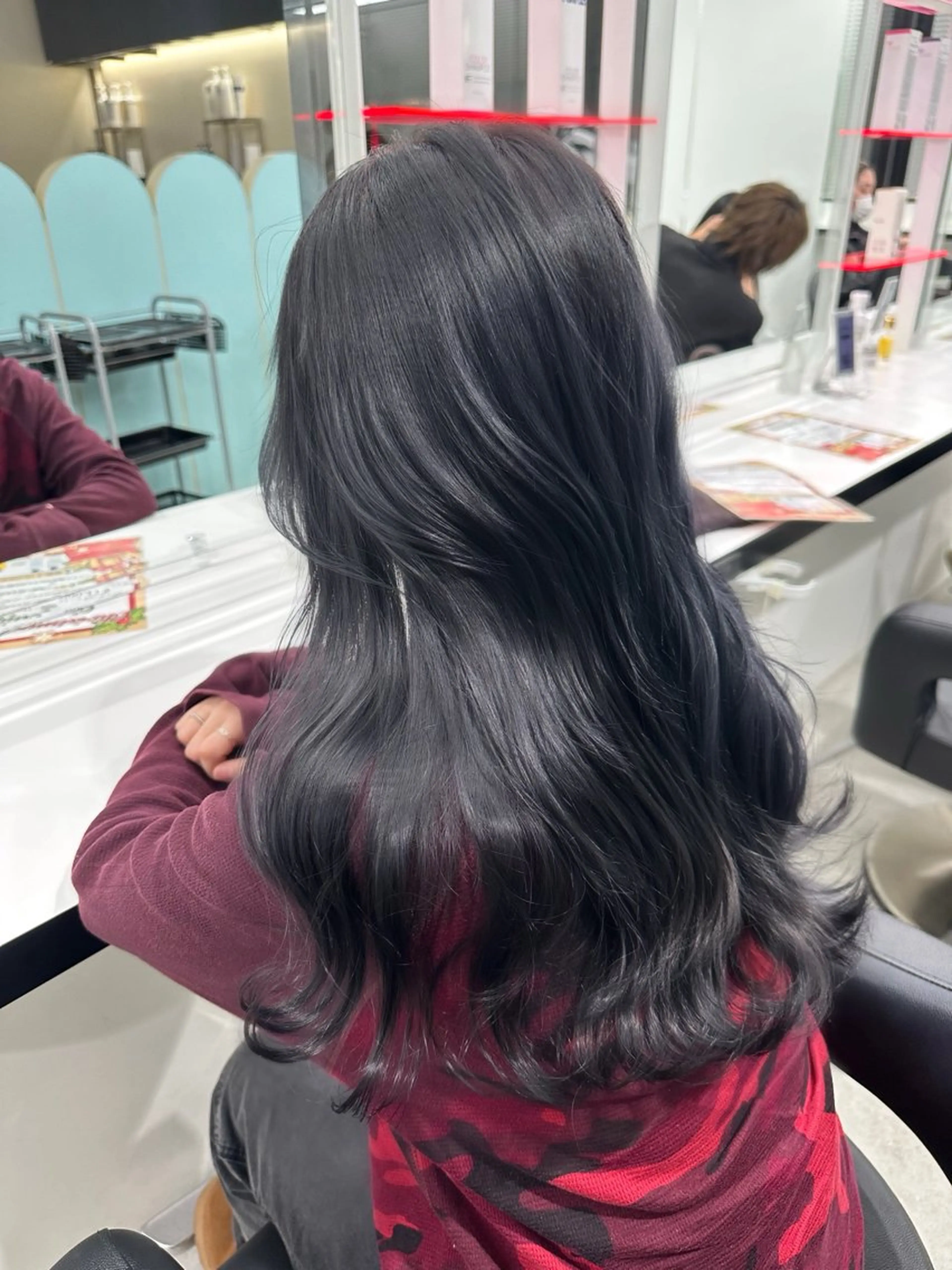 セミロング カラー ヘアカラー トリートメント 🍒ワイン系 ウルフカット🍒拓未のヘアスタイル
