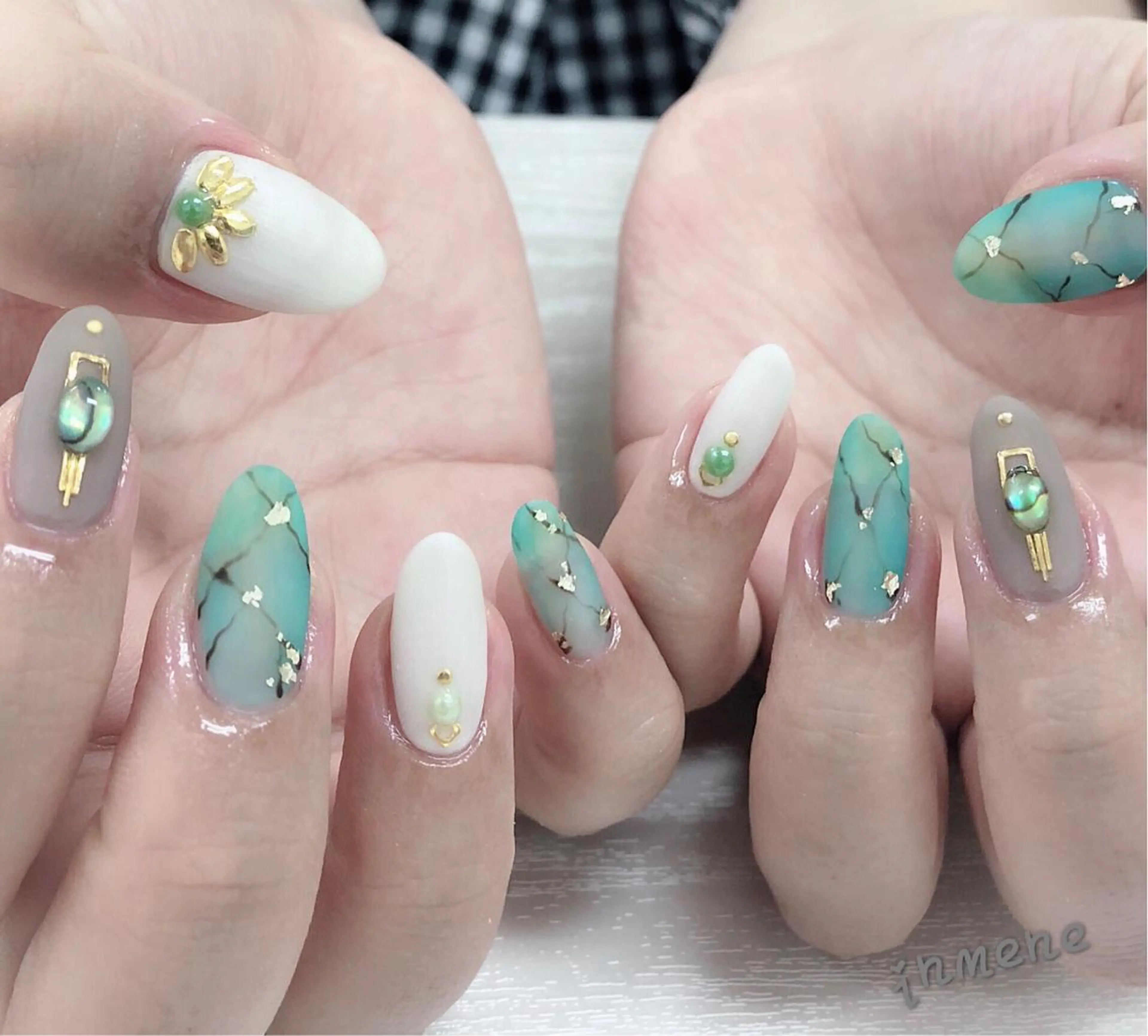 ネイル ハンドネイル IN MENE所属・IN MENEのネイルデザイン