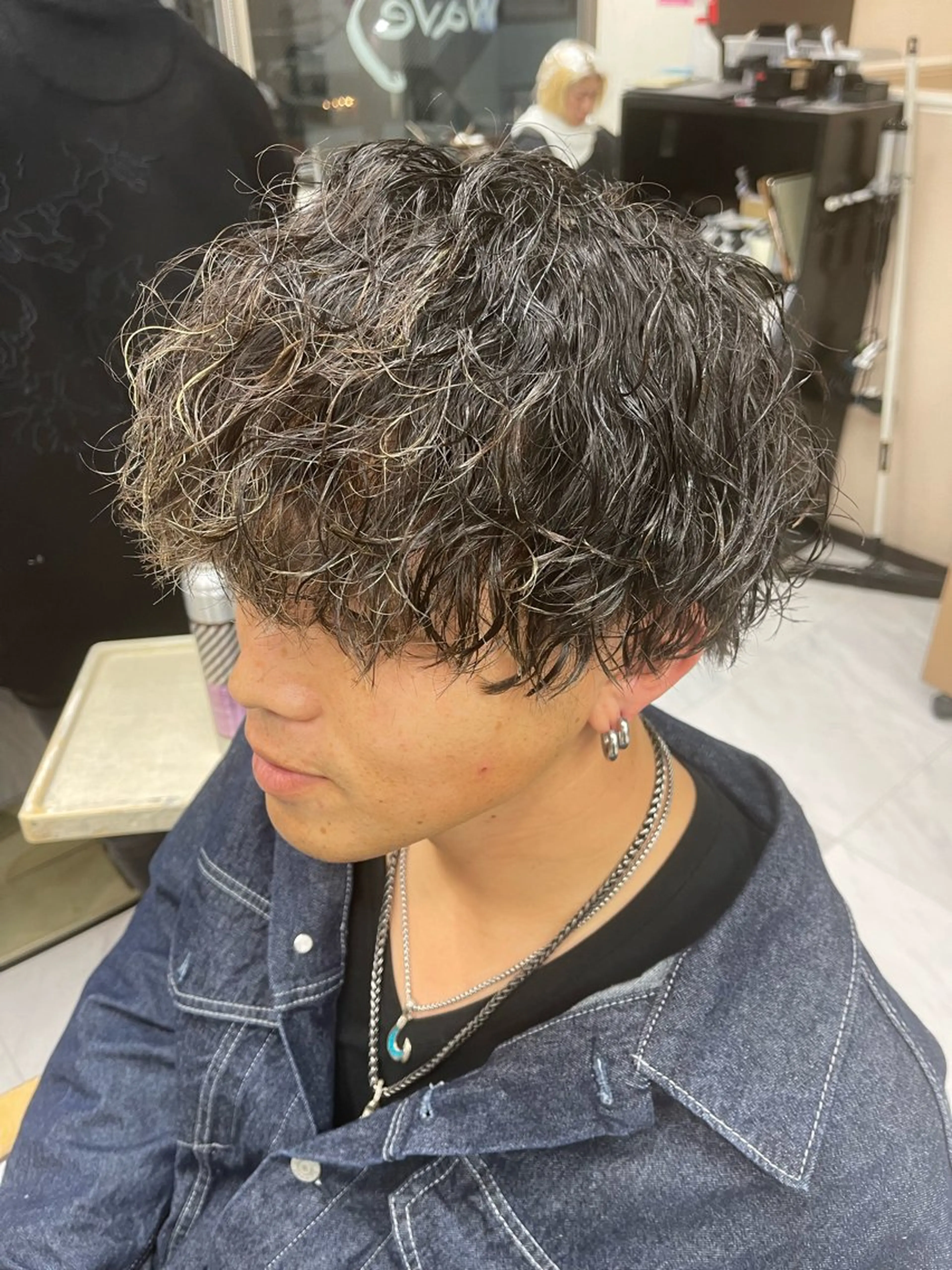 ショート パーマ メンズ メンズパーマ ツイストスパイラルパーマ スパイラルパーマ カット パーマ トリートメント 🌻メンズカット 落合諒🌻のヘアスタイル