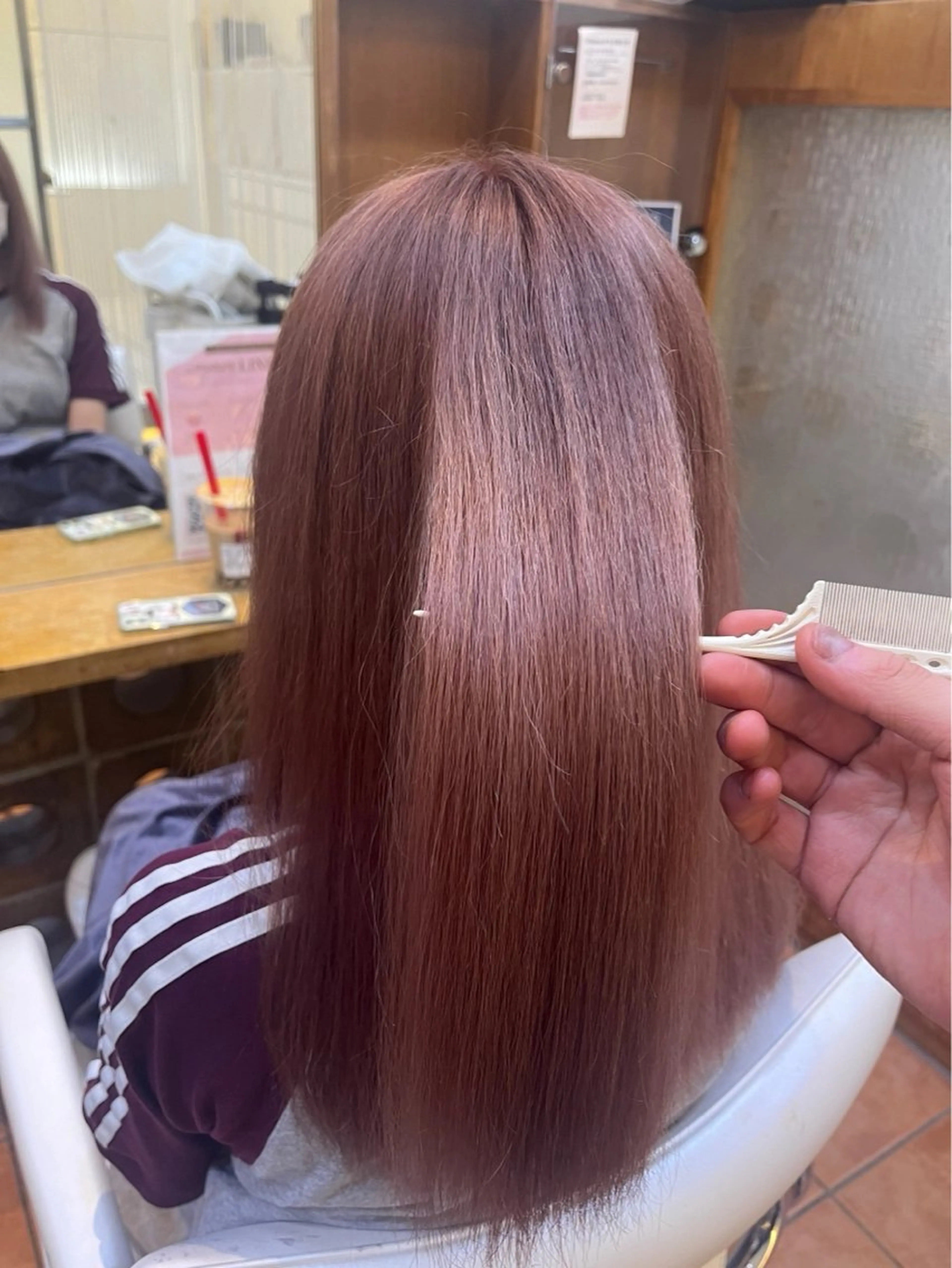 ロング 縮毛矯正 ❤️‍🔥艶カラー/ ハイトーン✨のヘアスタイル