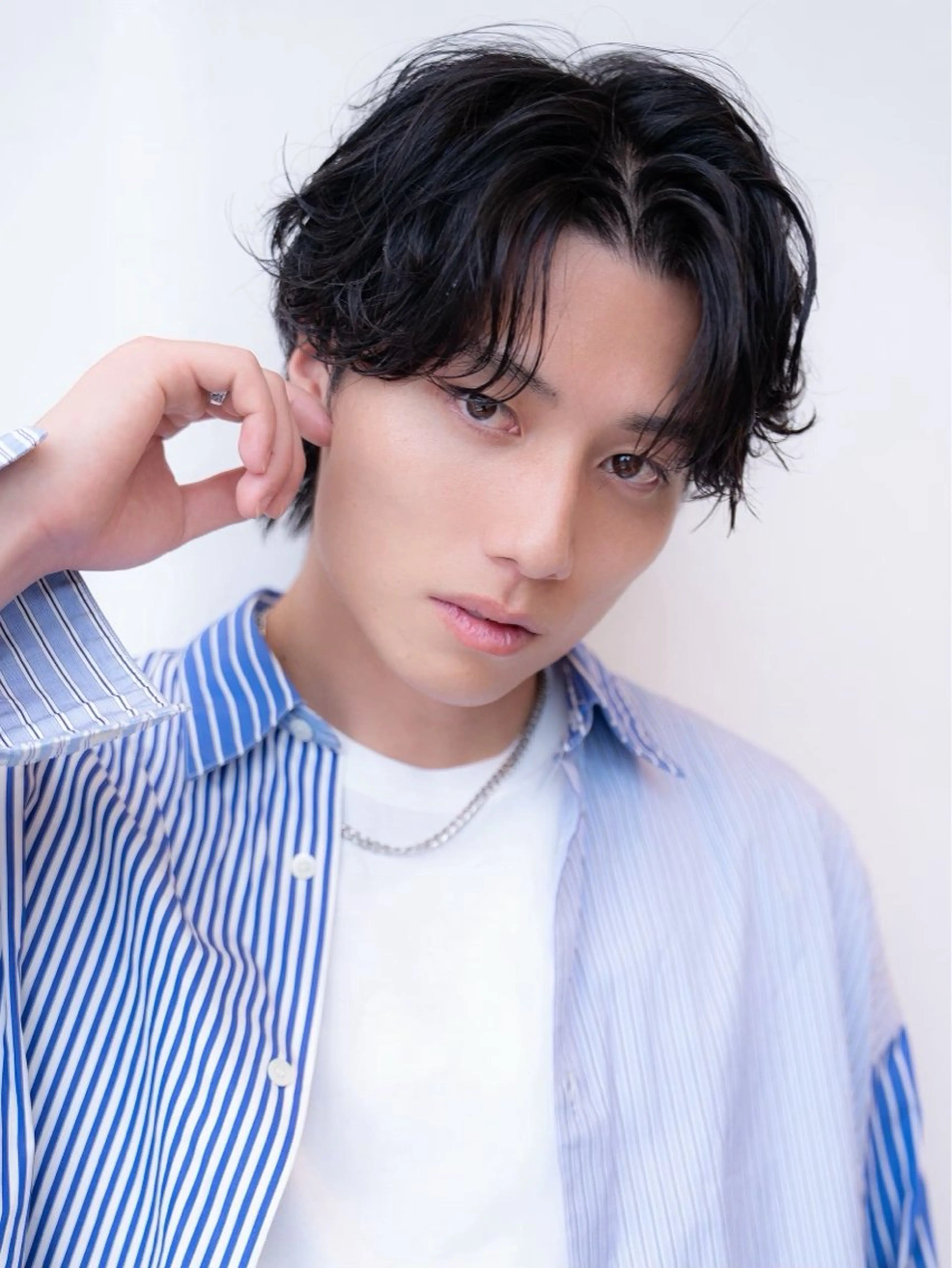 ショート メンズ センターパート 学生（メンズ向け） 学生 韓国ヘア顔周りカット そーた/渋谷駅のヘアスタイル