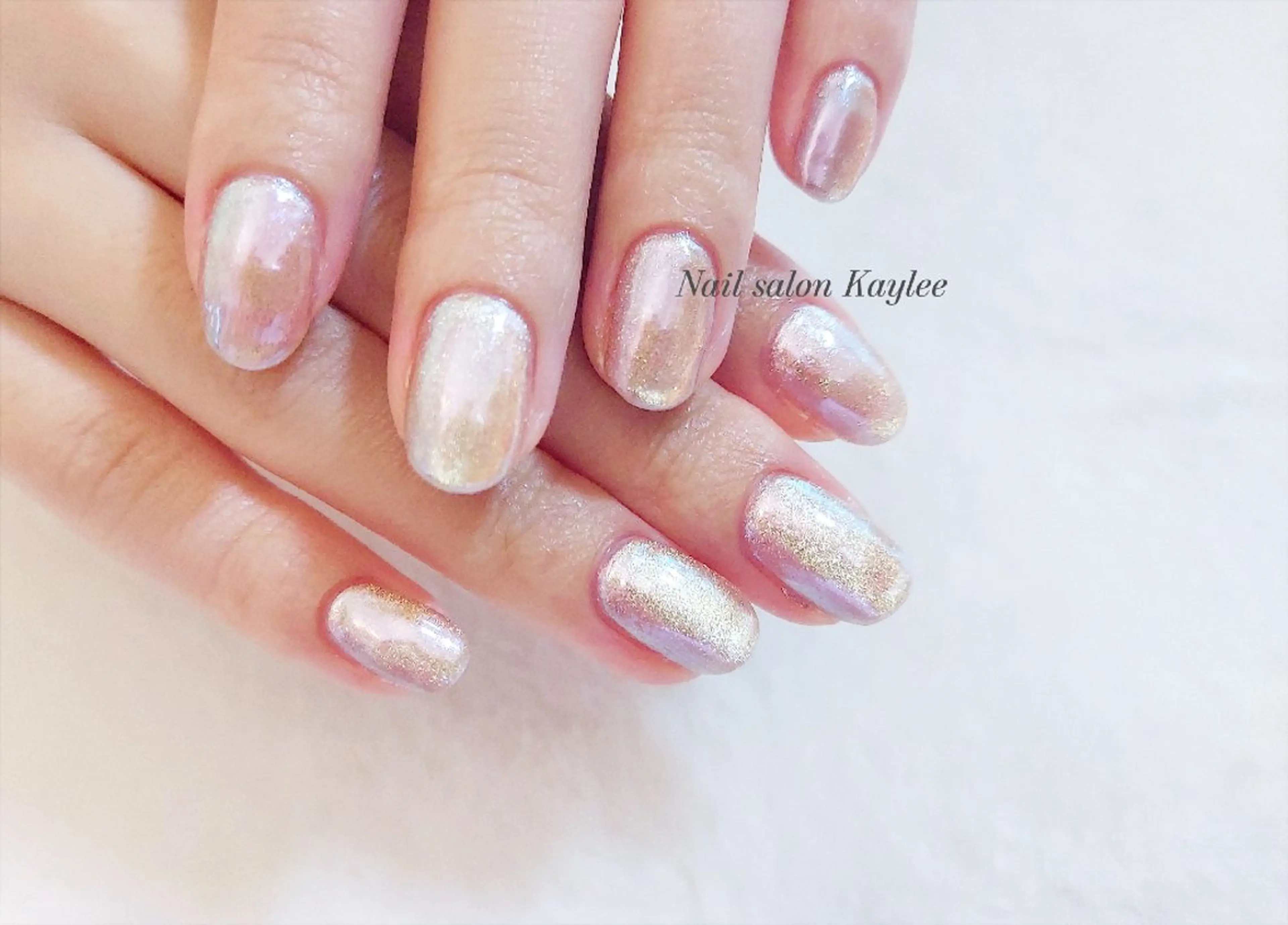 ネイル マグネットネイル ミラーネイル Nail salon  Kayleeのエステ・リラクイメージ