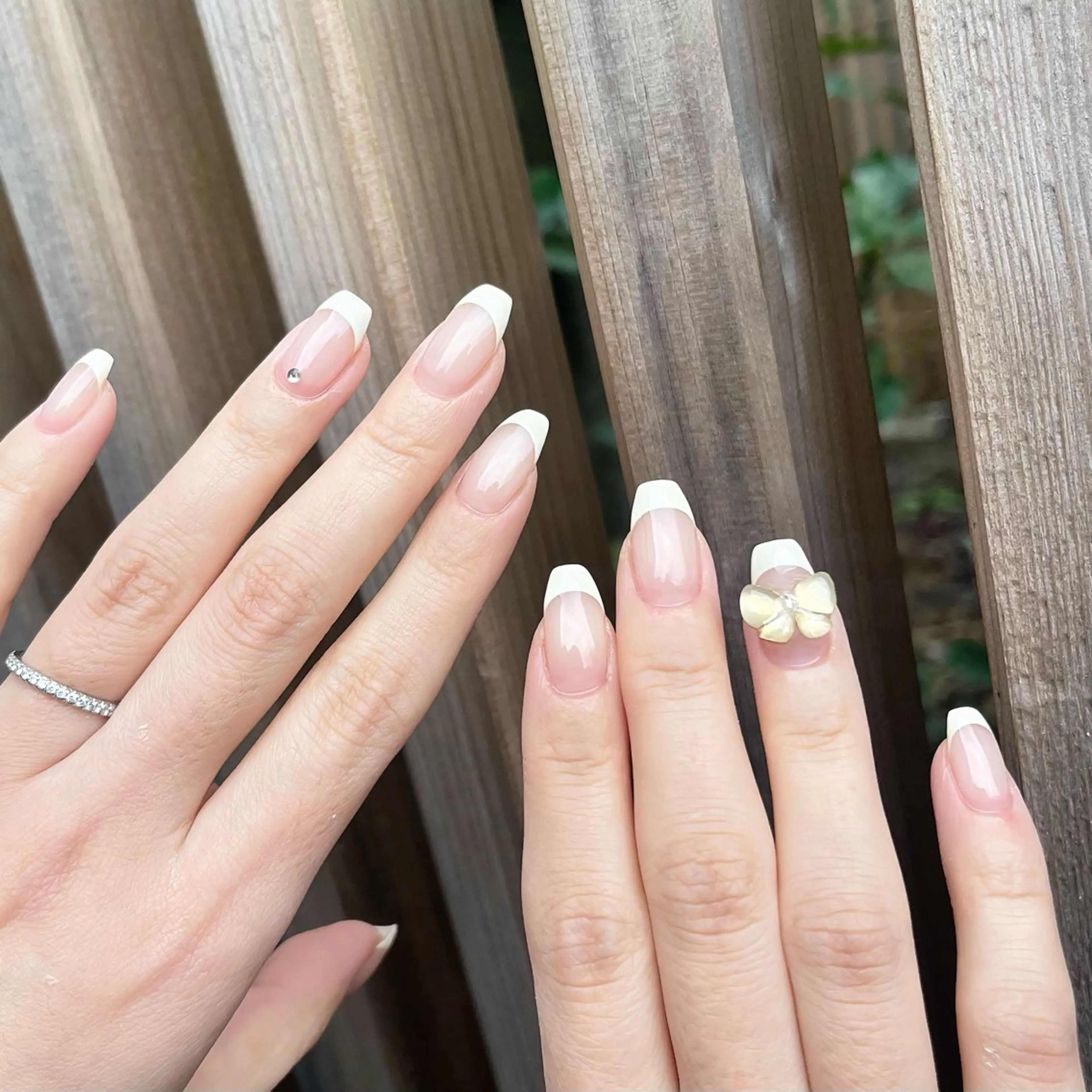 ネイル フレンチネイル グラデーション ラメ(グリッター) ラメグラデーション マグネットネイル ハンドネイル 🫧OPELIA NAIL渋谷🫧のネイルデザイン