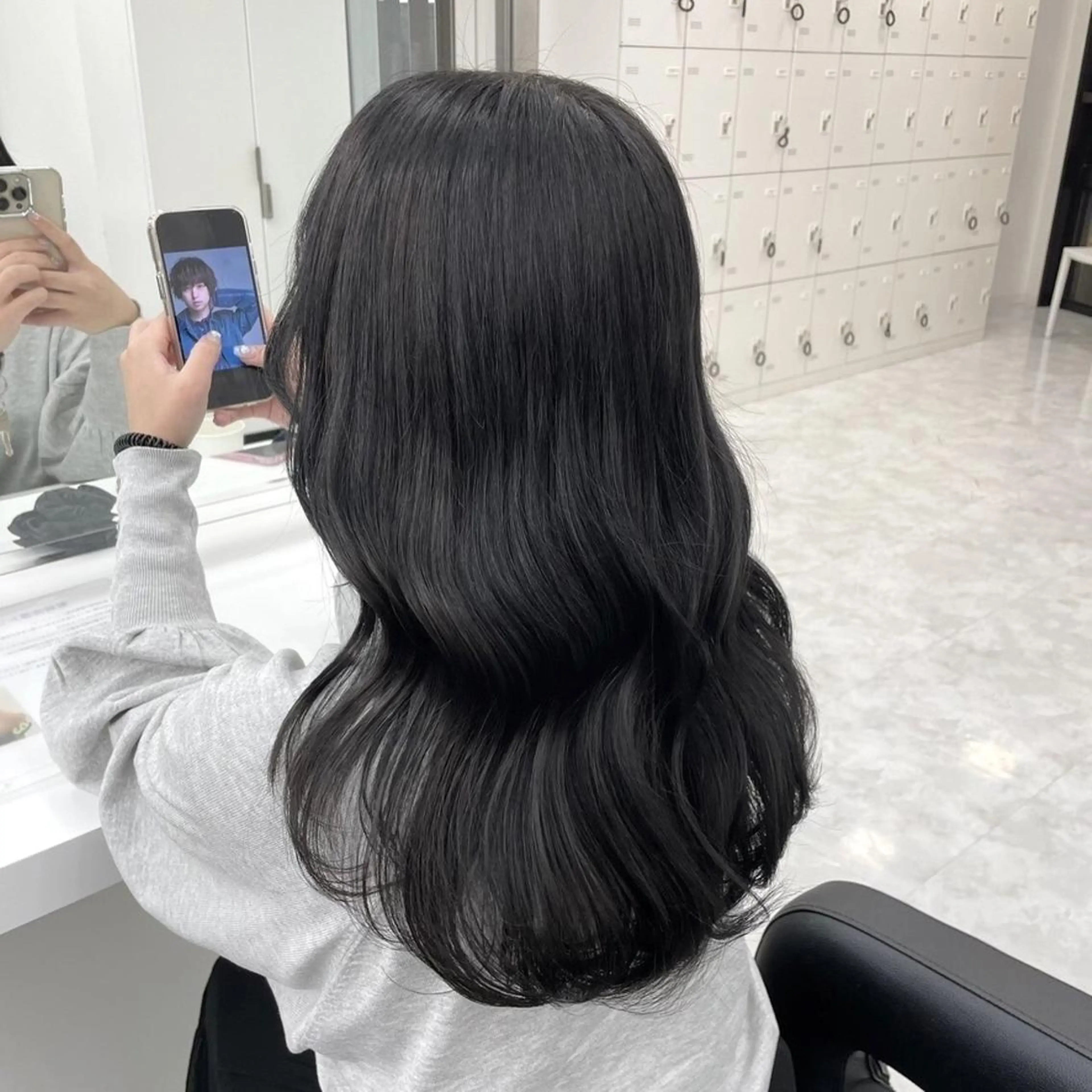 カラー 🤍赤みなしカラー 🤍saaka🤍のヘアスタイル