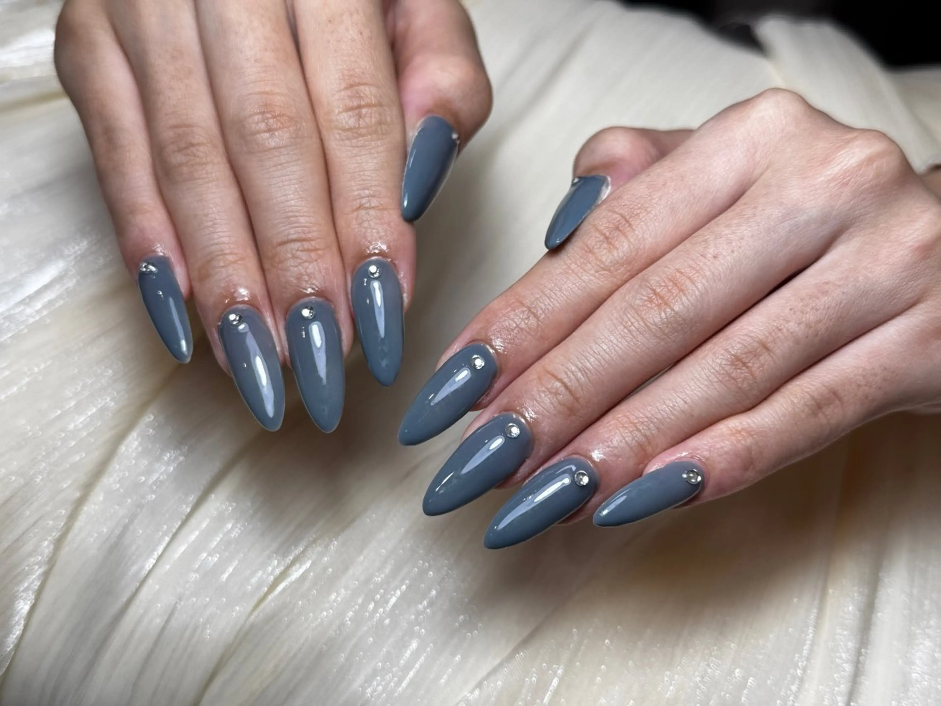 ネイル ハンドネイル ハンドケア DEMAIN- ERIのネイルデザイン