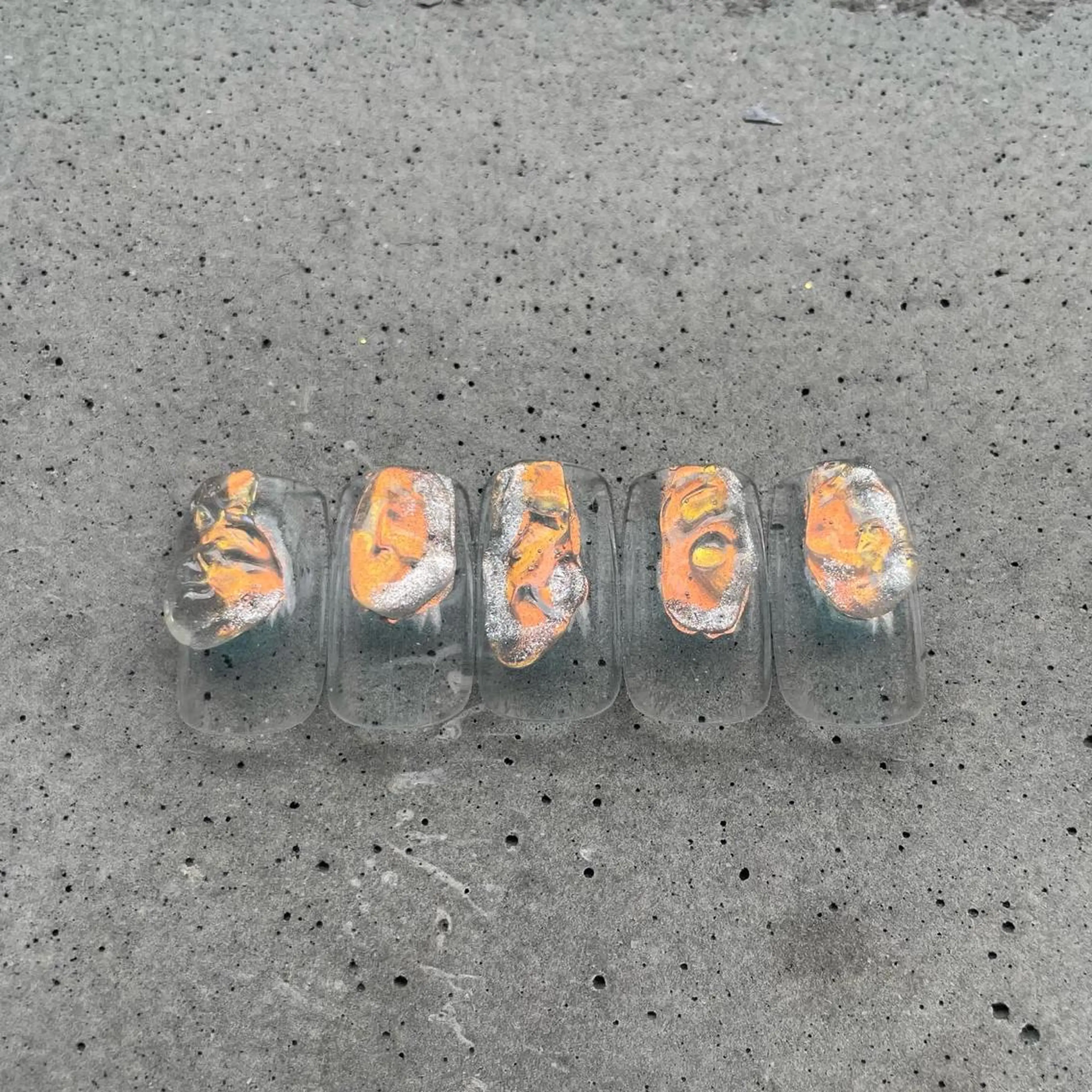 ネイル オーロラネイル カジュアル 氷ネイル・うるうるネイル マグネットネイル ニュアンスネイル ハンドネイル ハンドケア lyly.nail所属・lylynail YUUKAのネイルデザイン