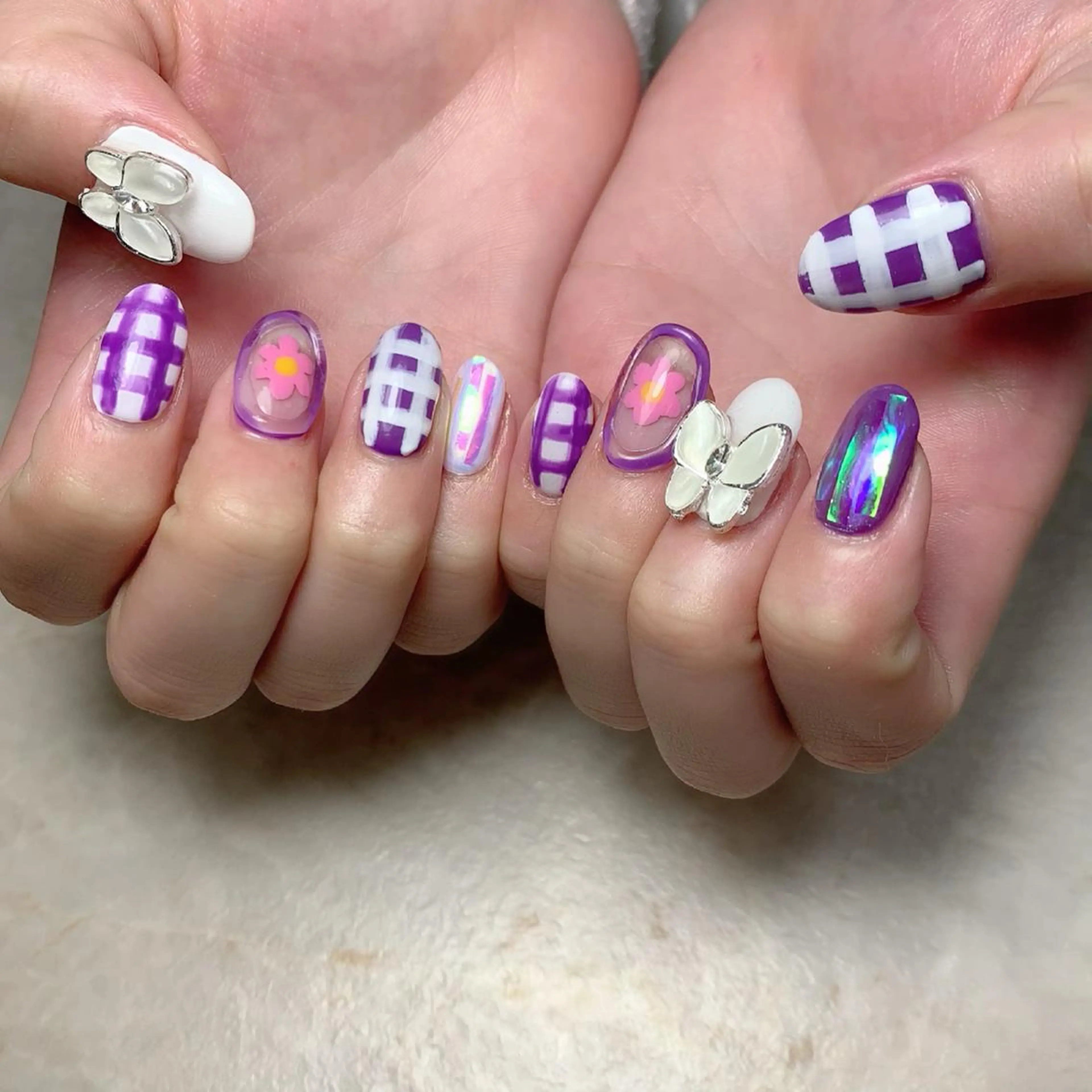 ネイル アートネイル Mellow所属・Mellow Nailのネイルデザイン