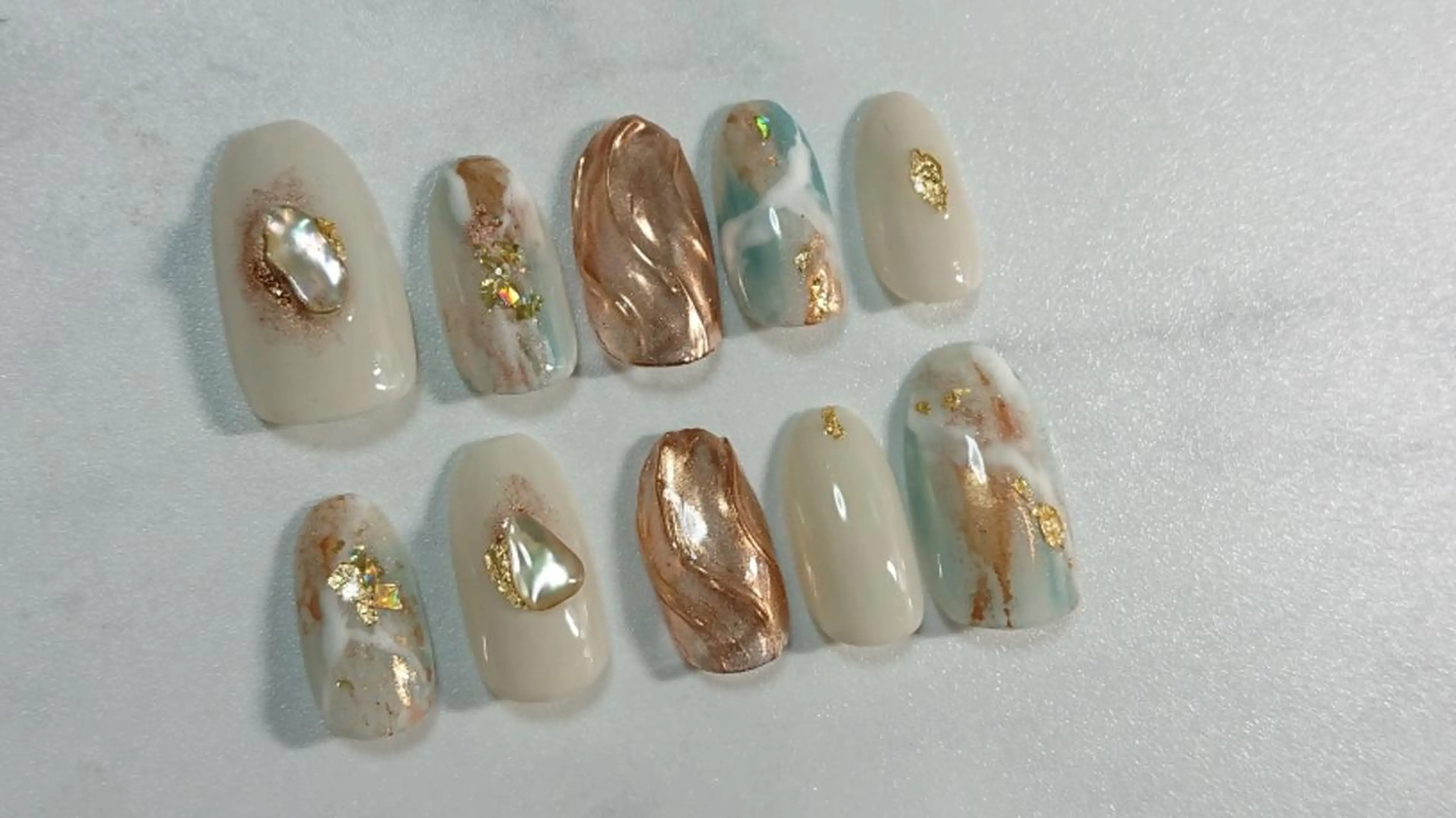ネイル ハンドネイル shellnail さなえのネイルデザイン