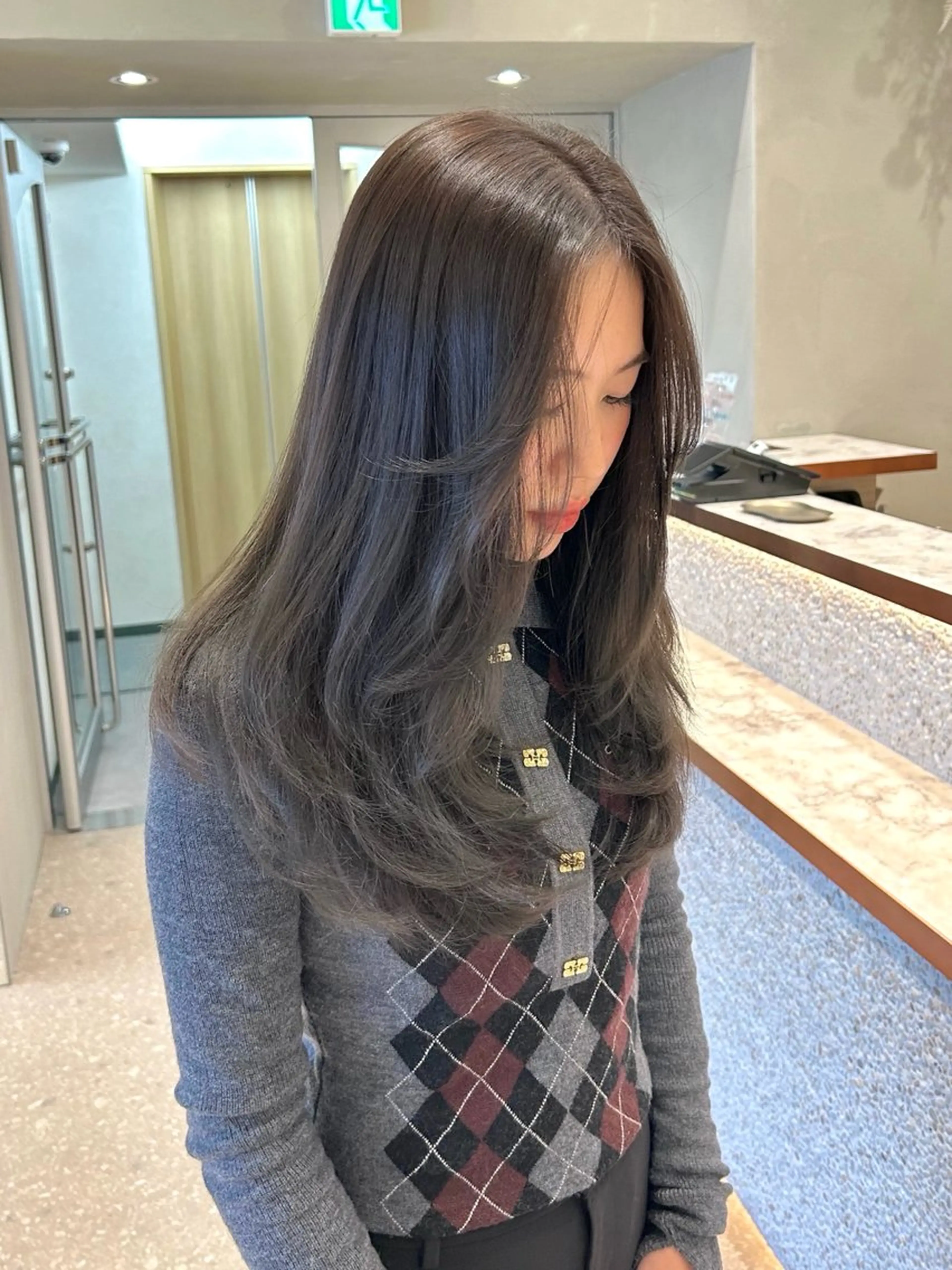 ロング カラー カット ヘアカラー トリートメント Luce横浜店所属・yuu 🪴 透明感 カラー/メンズパーマのヘアスタイル