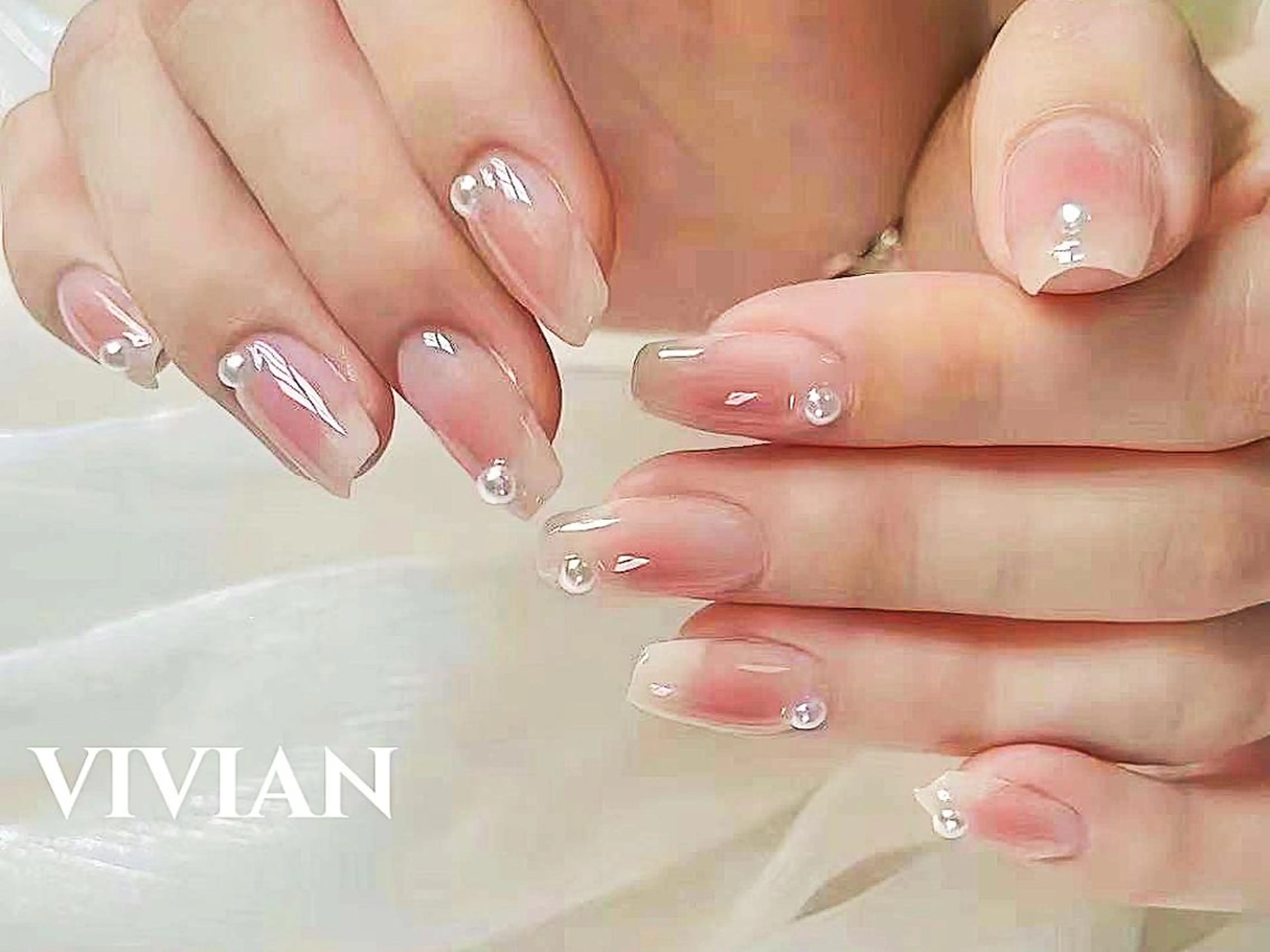 ネイル VIVIAN リサのネイルデザイン