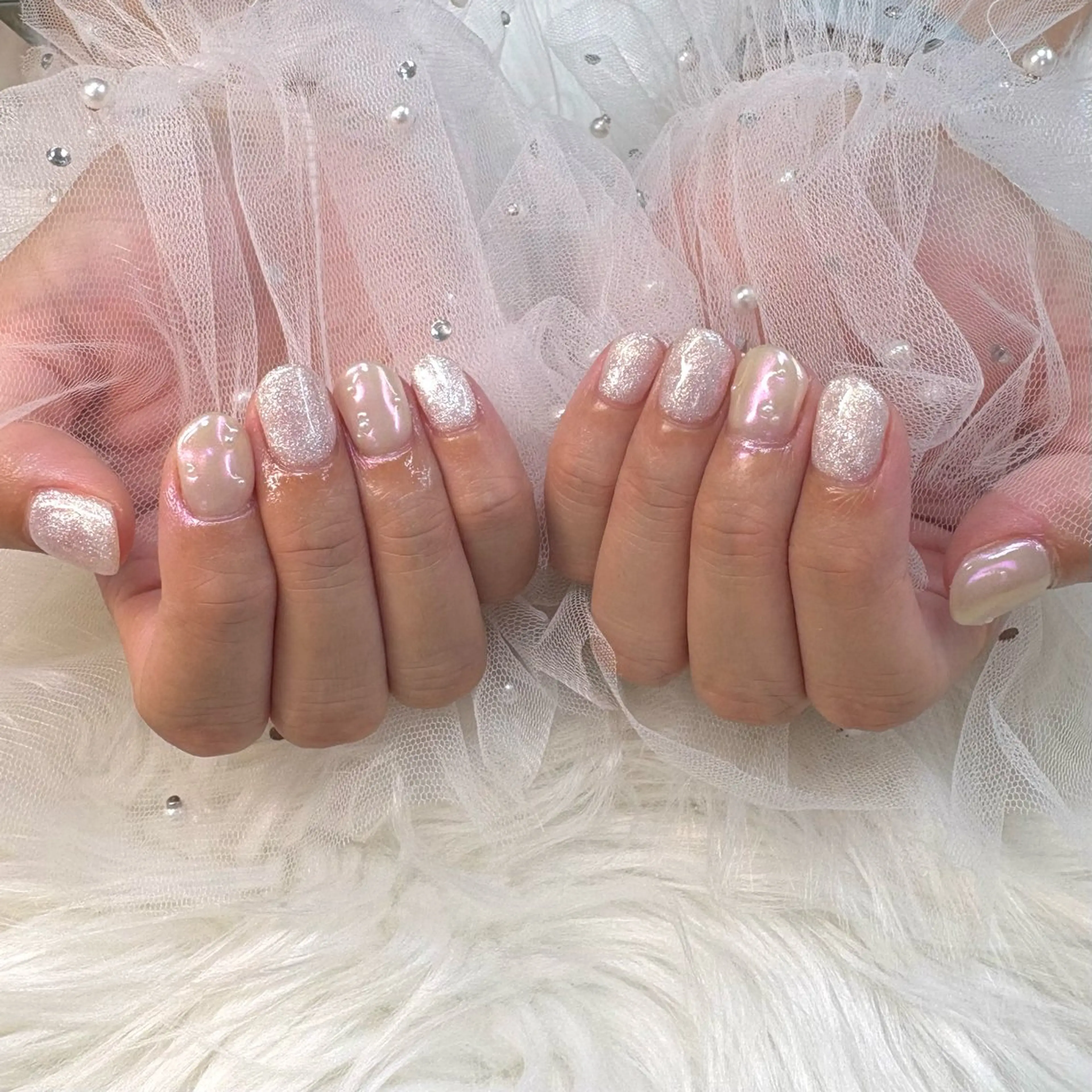 ネイル オーロラネイル ハンドネイル SHINE nail salonのネイルデザイン