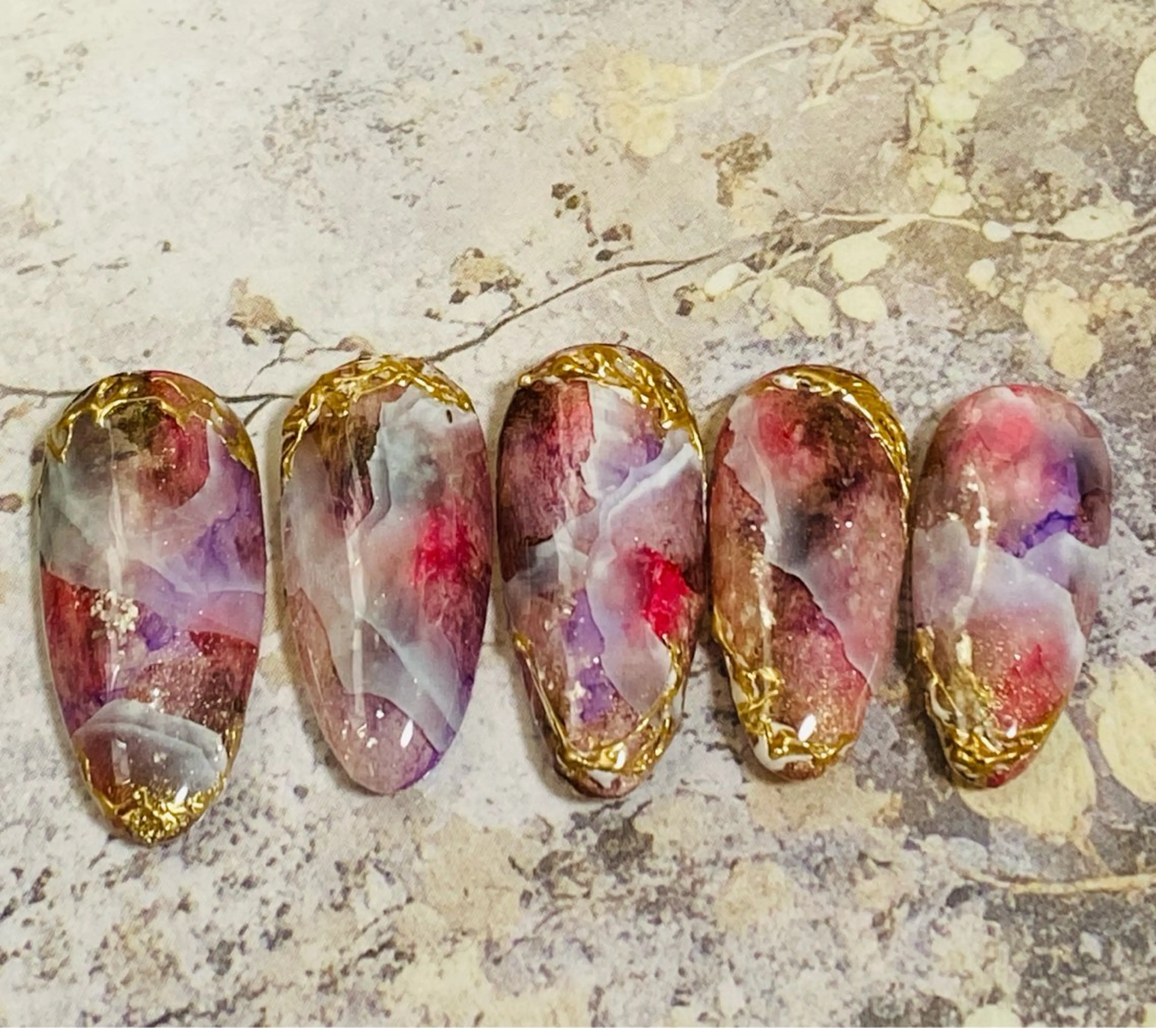 鉱物ネイル 【オフ込み】N84の写真