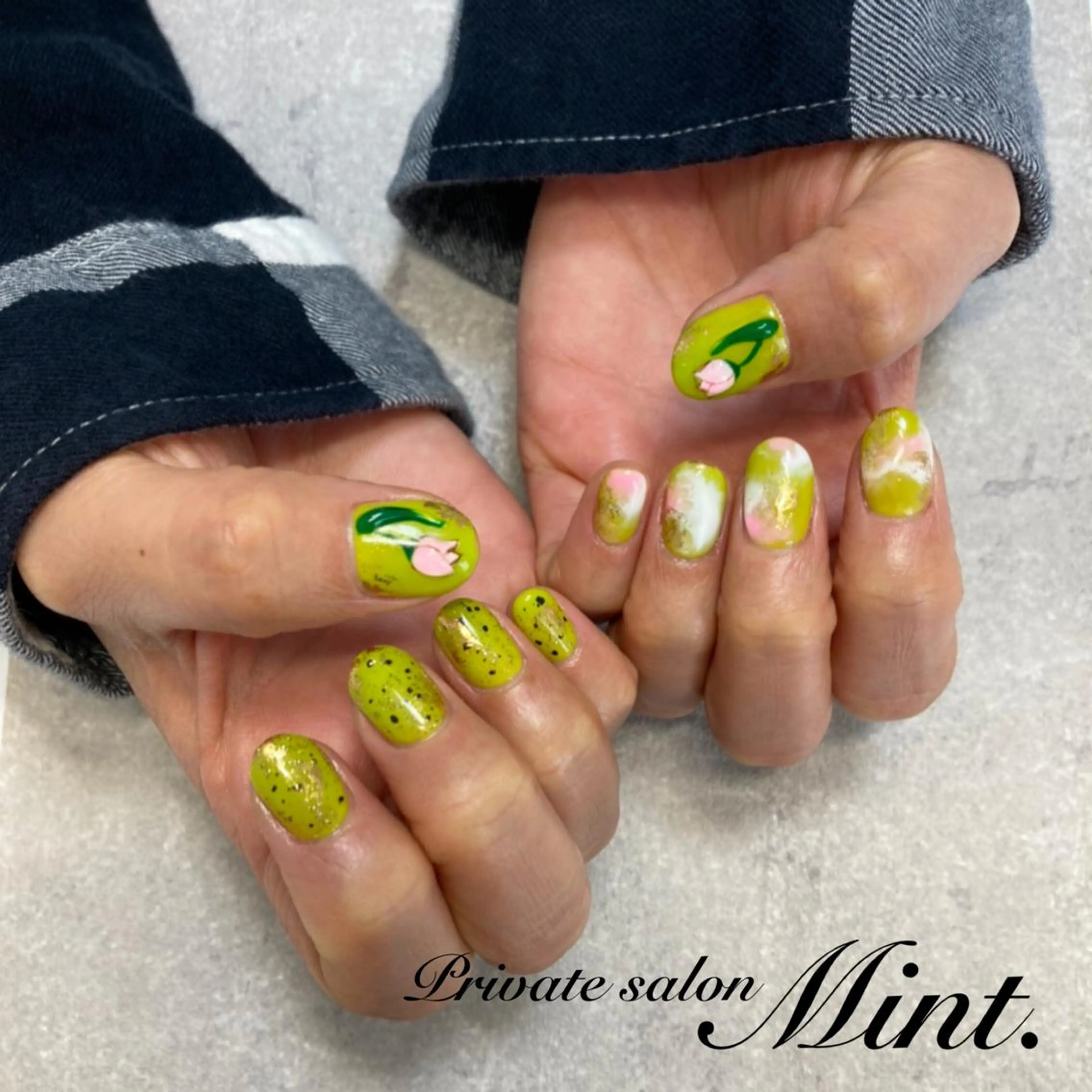 ショート ネイル ジェルネイル グリーン 持ち込み ハンドネイル Mint. nailのネイルデザイン