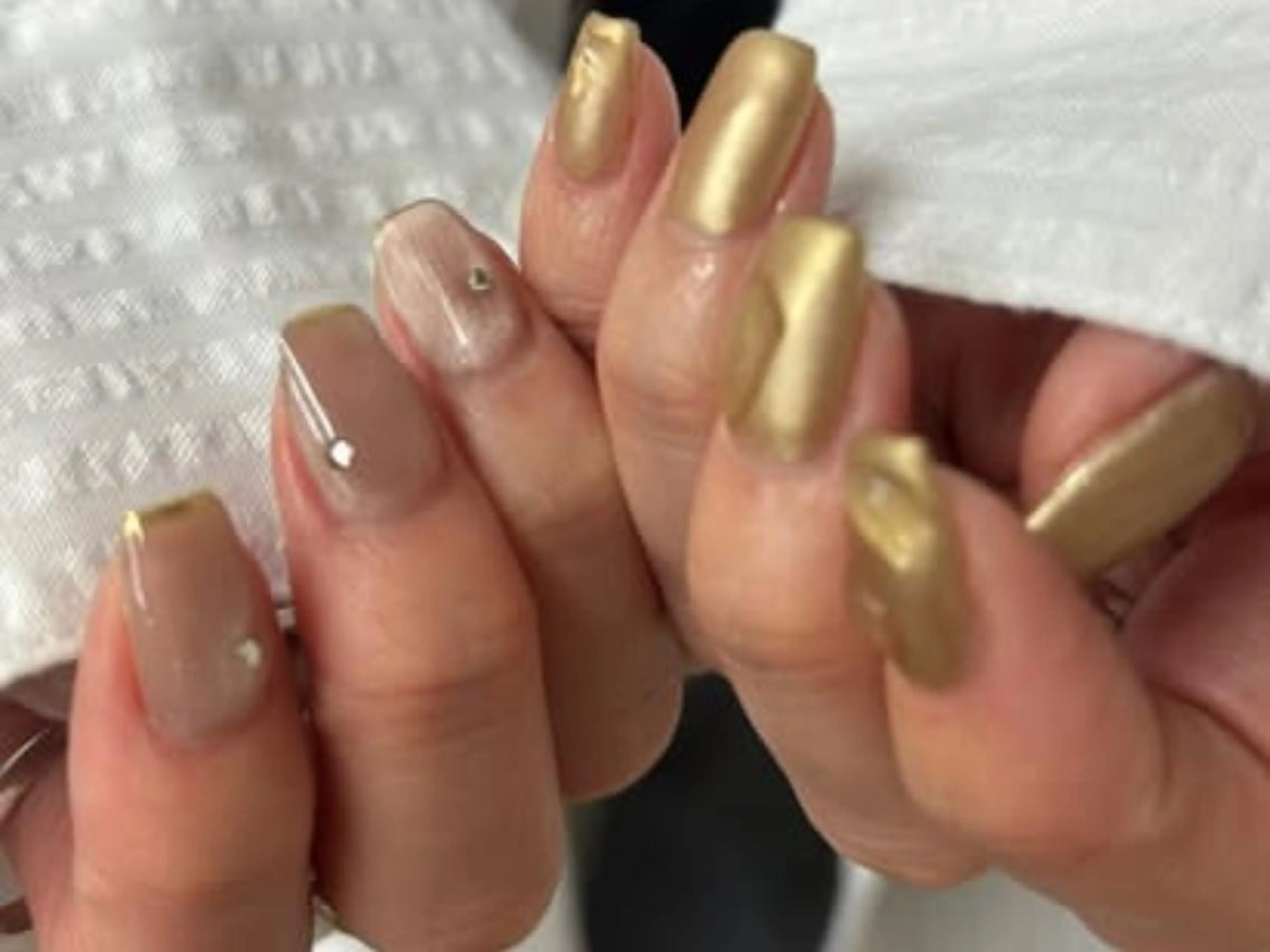 ネイル ジェルネイル 韓国ネイル ニュアンスネイル ワンホンネイル ハンドネイル nailstudio eviz新宿店のネイルデザイン