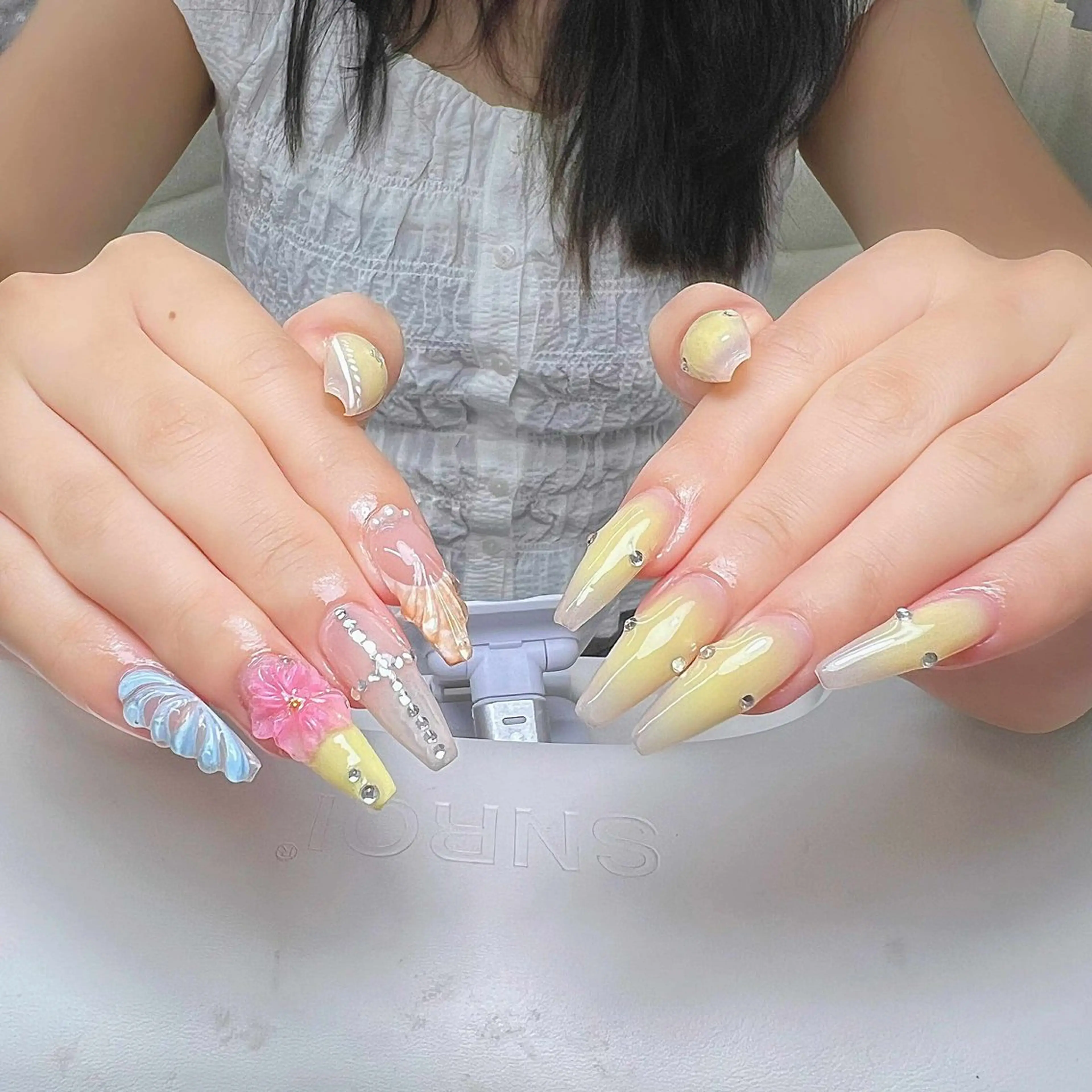 ネイル ハンドネイル ハンドケア Nova Nail Nambaのネイルデザイン