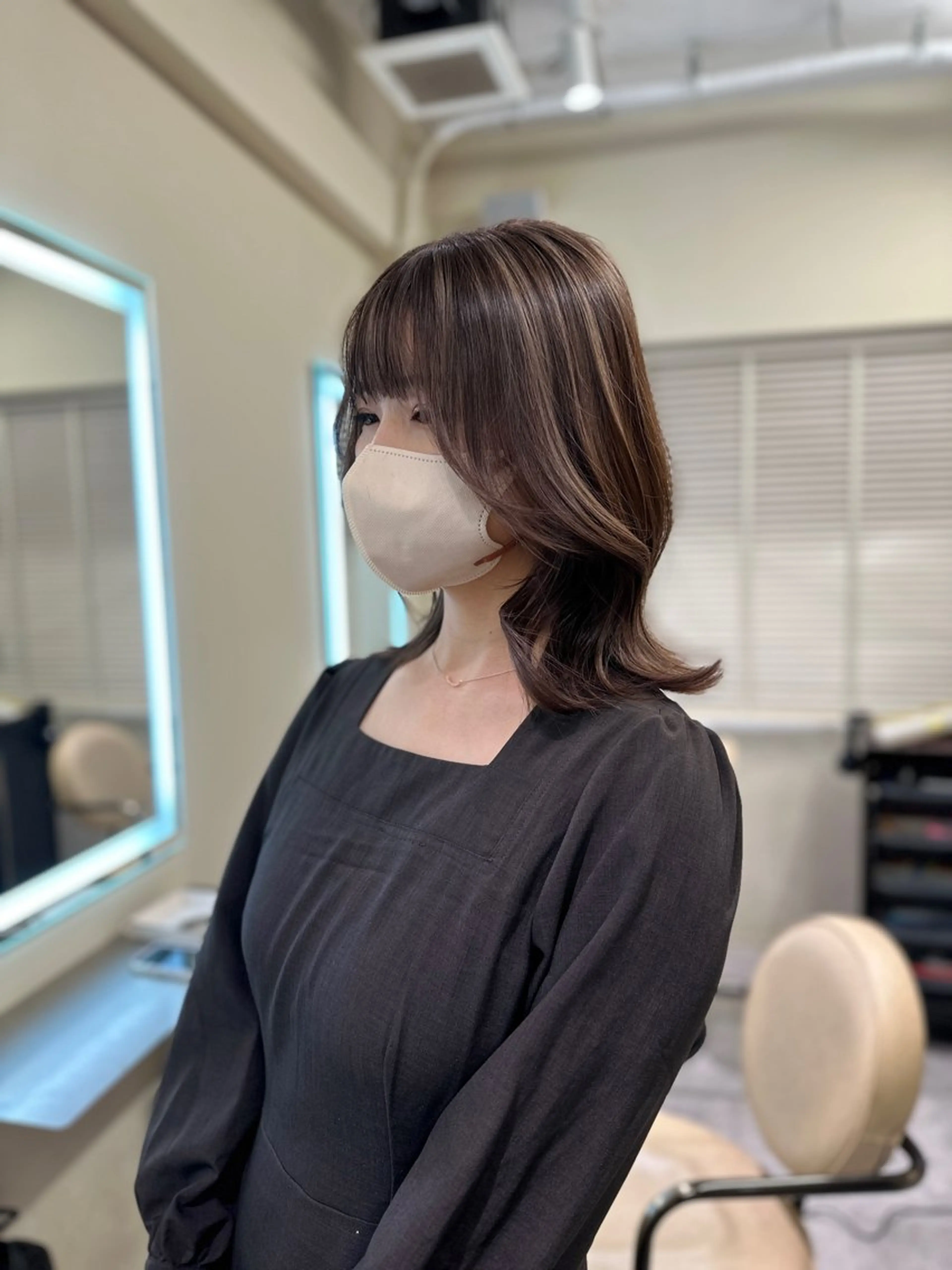 ミディアム カラー アディクシーカラー バレイヤージュ ブリーチ デザインカラー ダブルカラー ヘアカラー トリートメント 色気レイヤーカット 大和健生のヘアスタイル