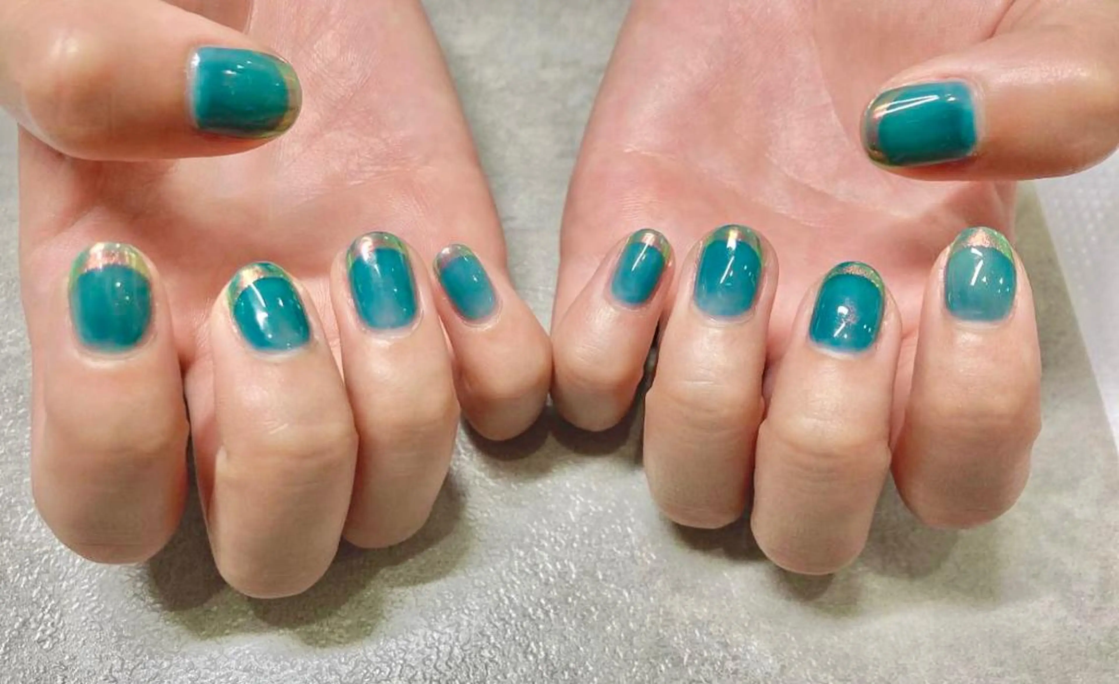 ネイル オーロラネイル フレンチネイル Renatus Nailのネイルデザイン