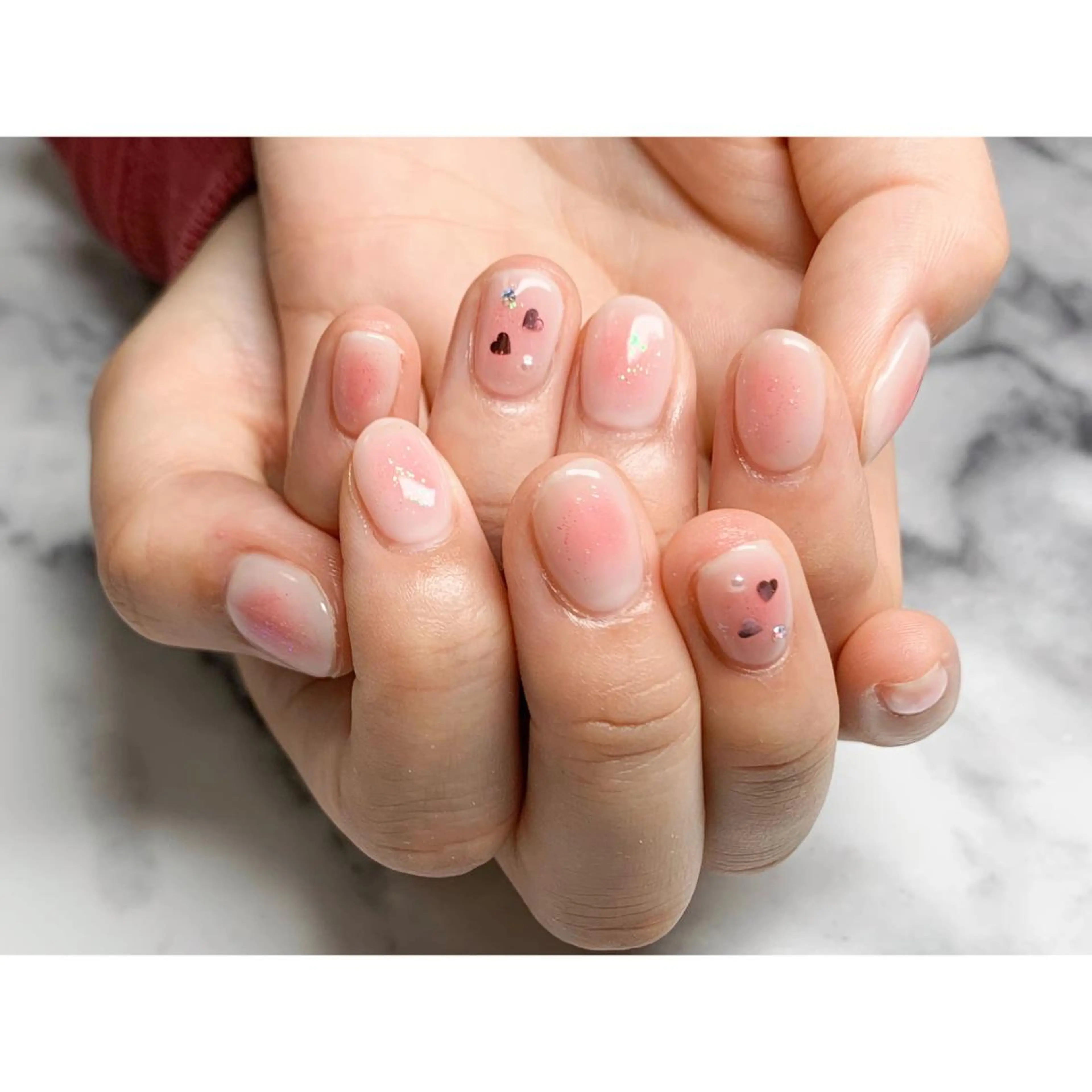 ネイル チークネイル nailsalon maluriのネイルデザイン