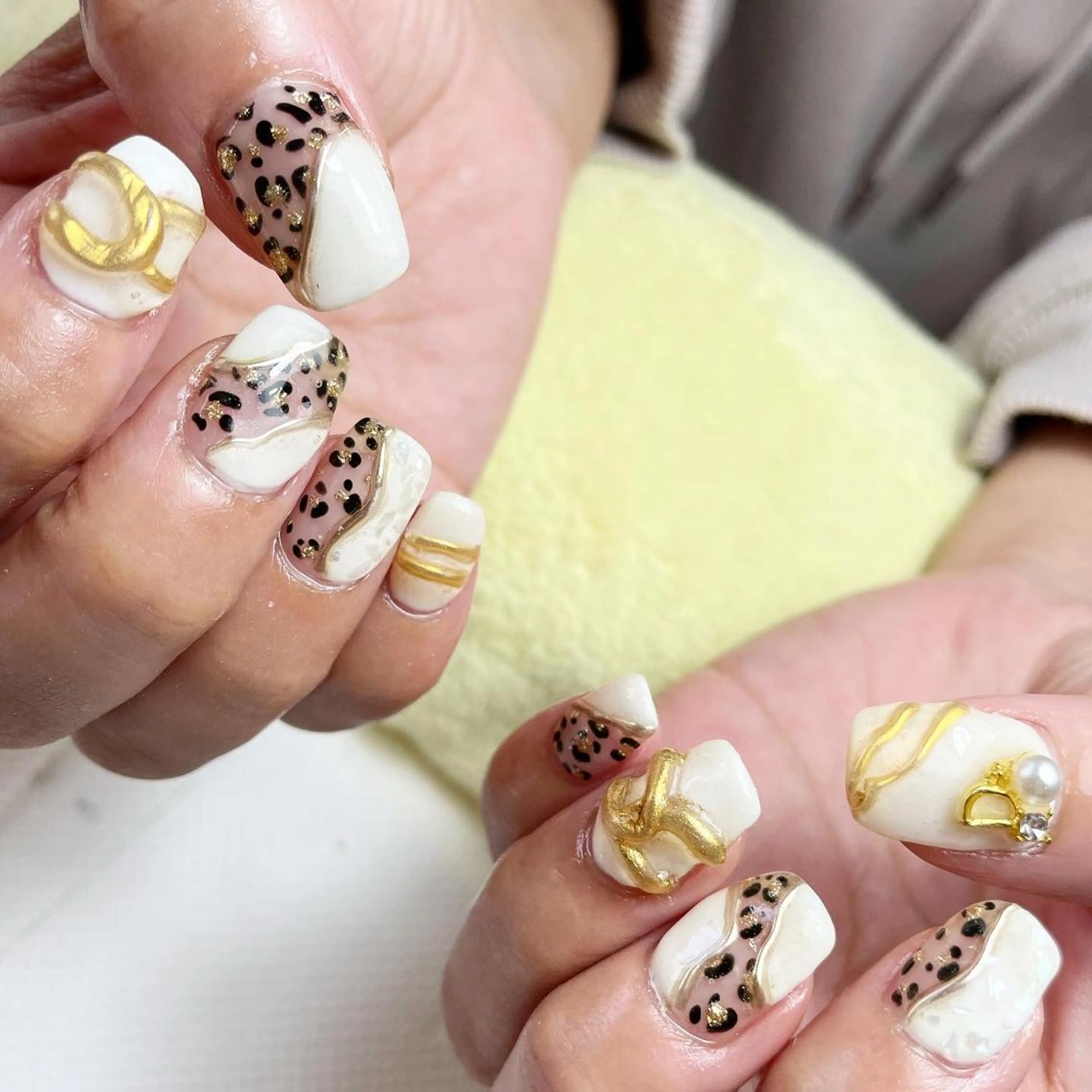 ネイル 加瀬 アンジェリーのネイルデザイン