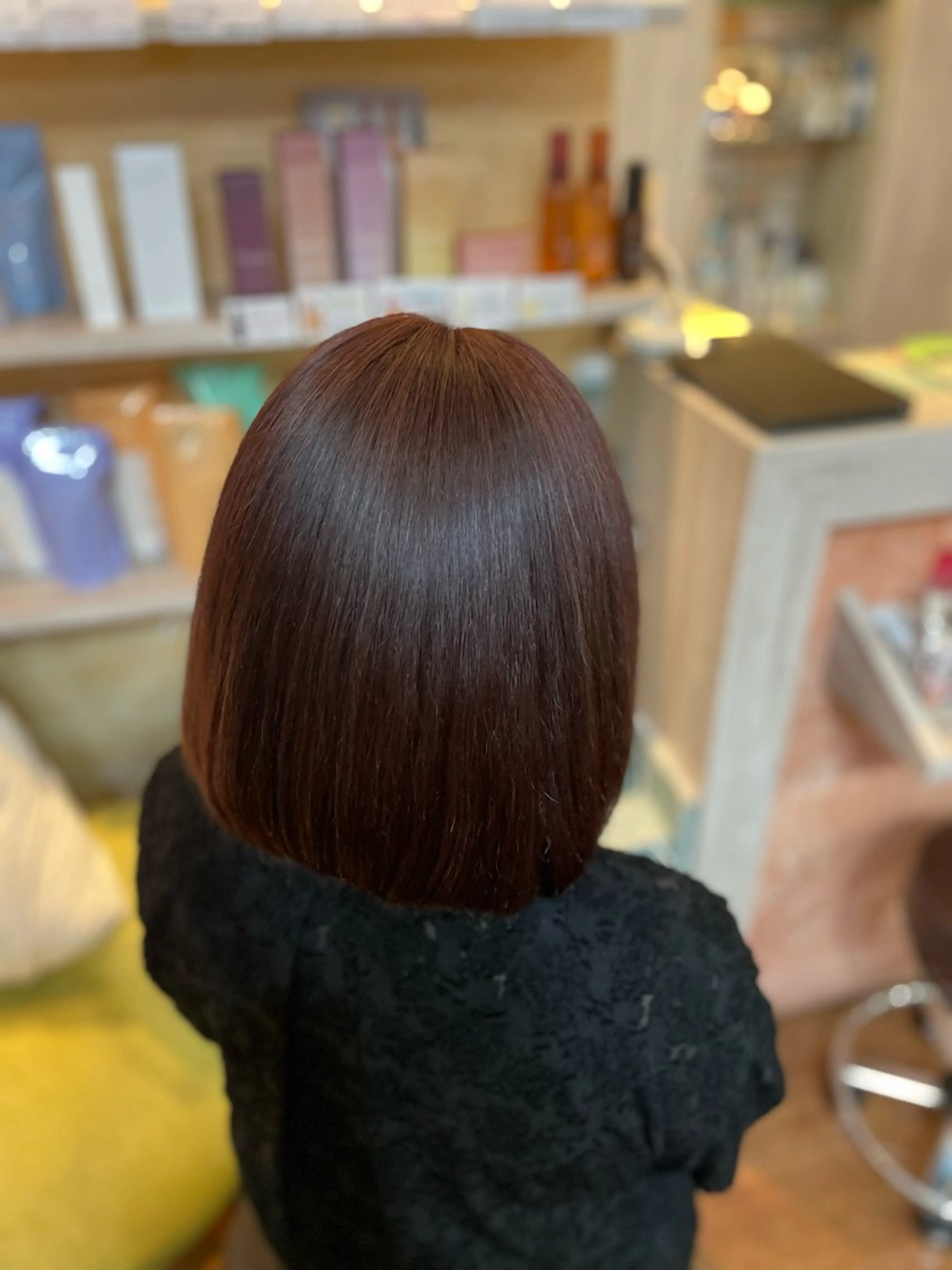 ミディアム ヘアカラー 馬越 優のヘアスタイル
