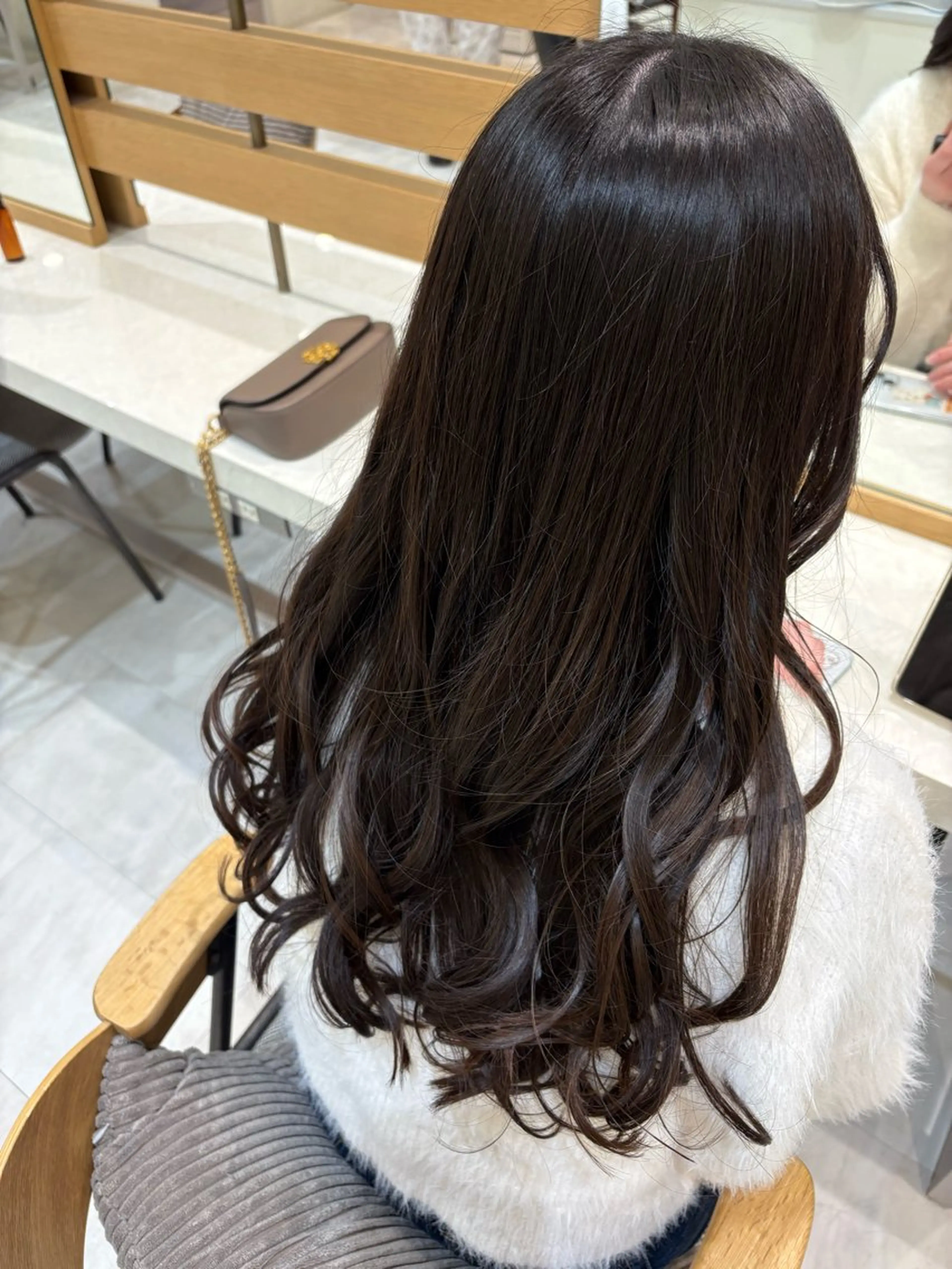 ロング 伸ばしかけ カット 脇尾 百花のヘアスタイル