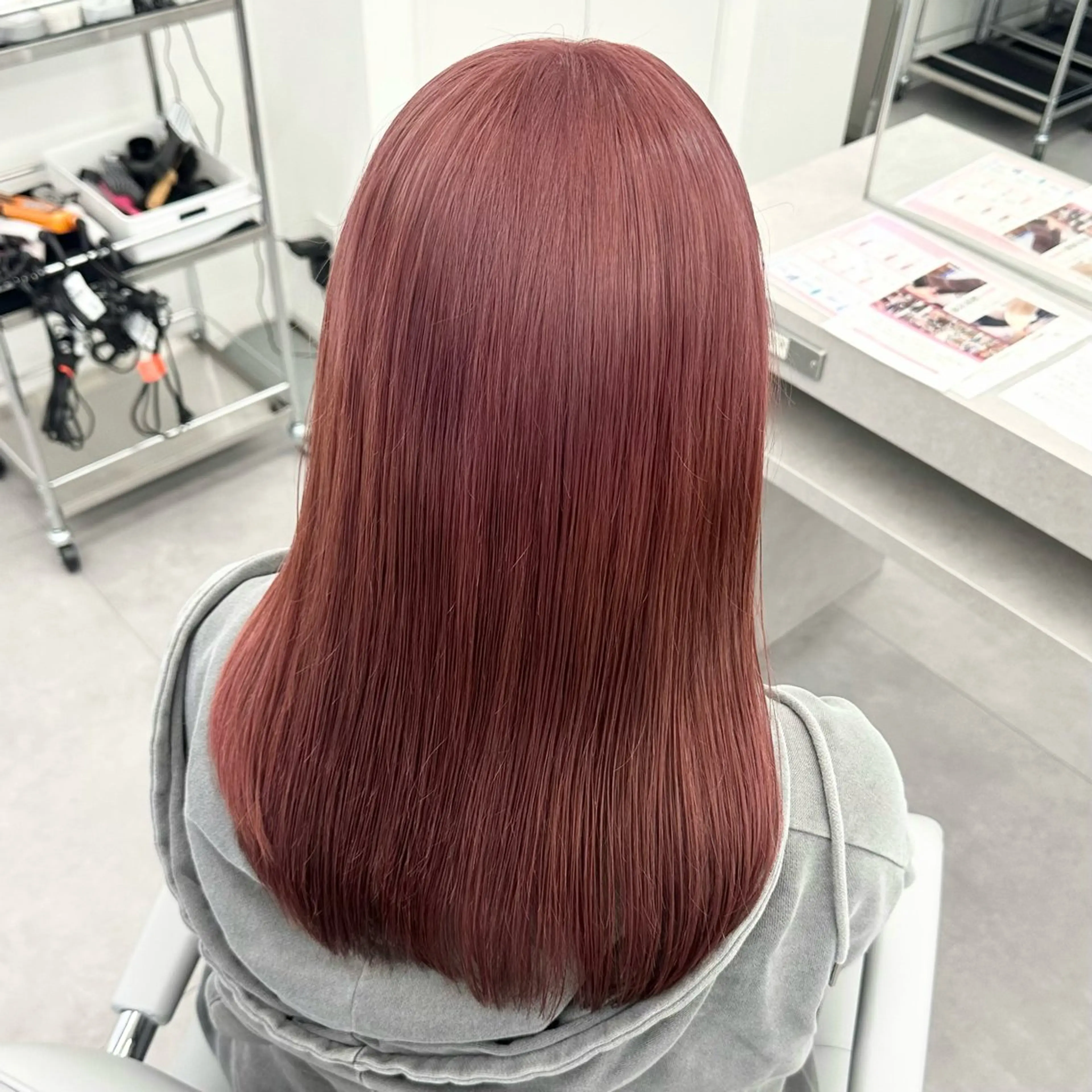 セミロング カラー ピンクカラー カット ヘアカラー 🎀‪ピンクベージュ 🎀ブリーチmikuのヘアスタイル