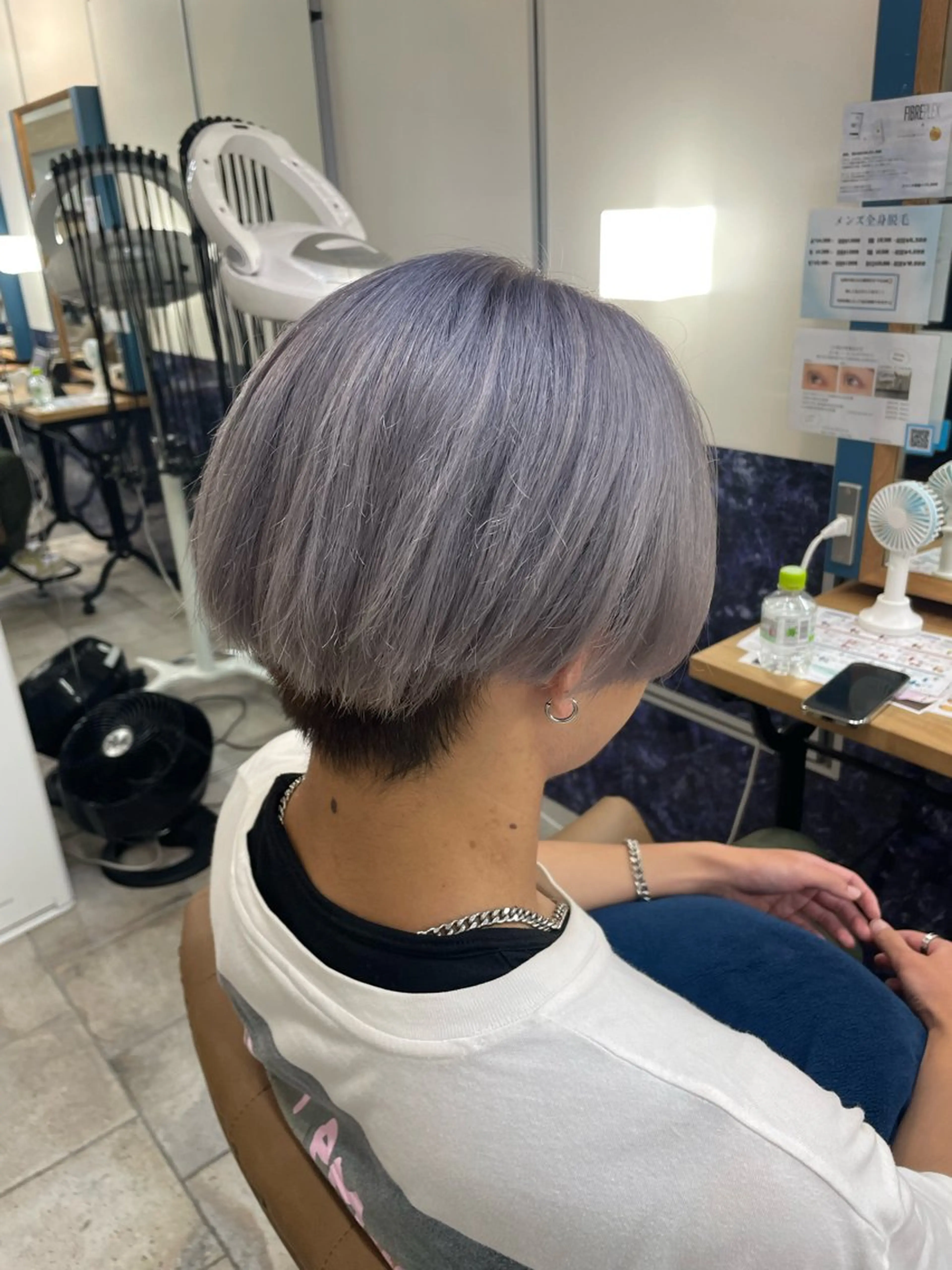 カラー メンズ ブロンド シルバー ホワイトシルバー ヘアカラー トリートメント 🍒新家 さくら🍒のヘアスタイル