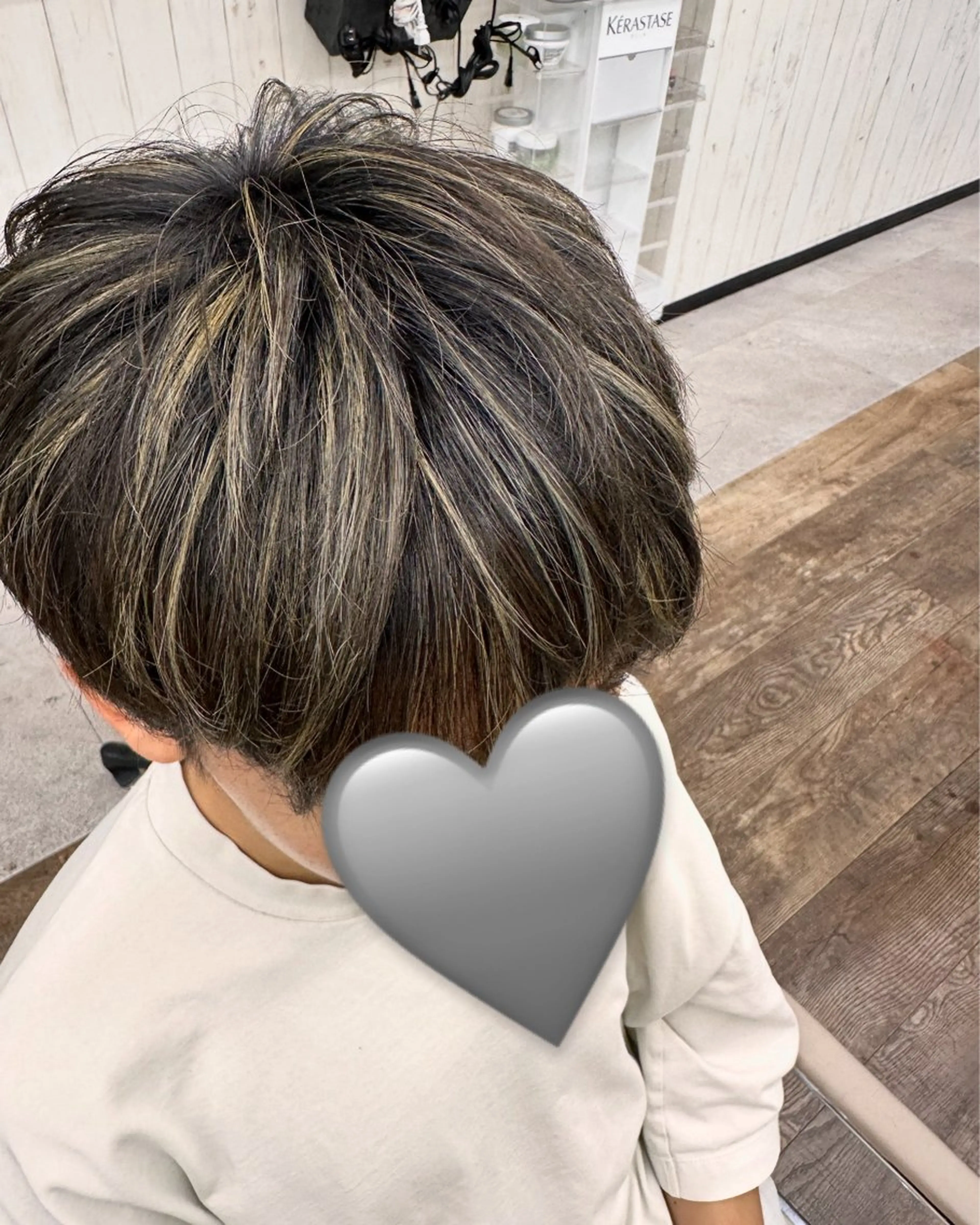 カラー メンズ メンズハイライト ハイライトカラー ヘアカラー トリートメント Uhair本山所属・⟡.·mamiya 縮毛矯正/ヘアセットのヘアスタイル